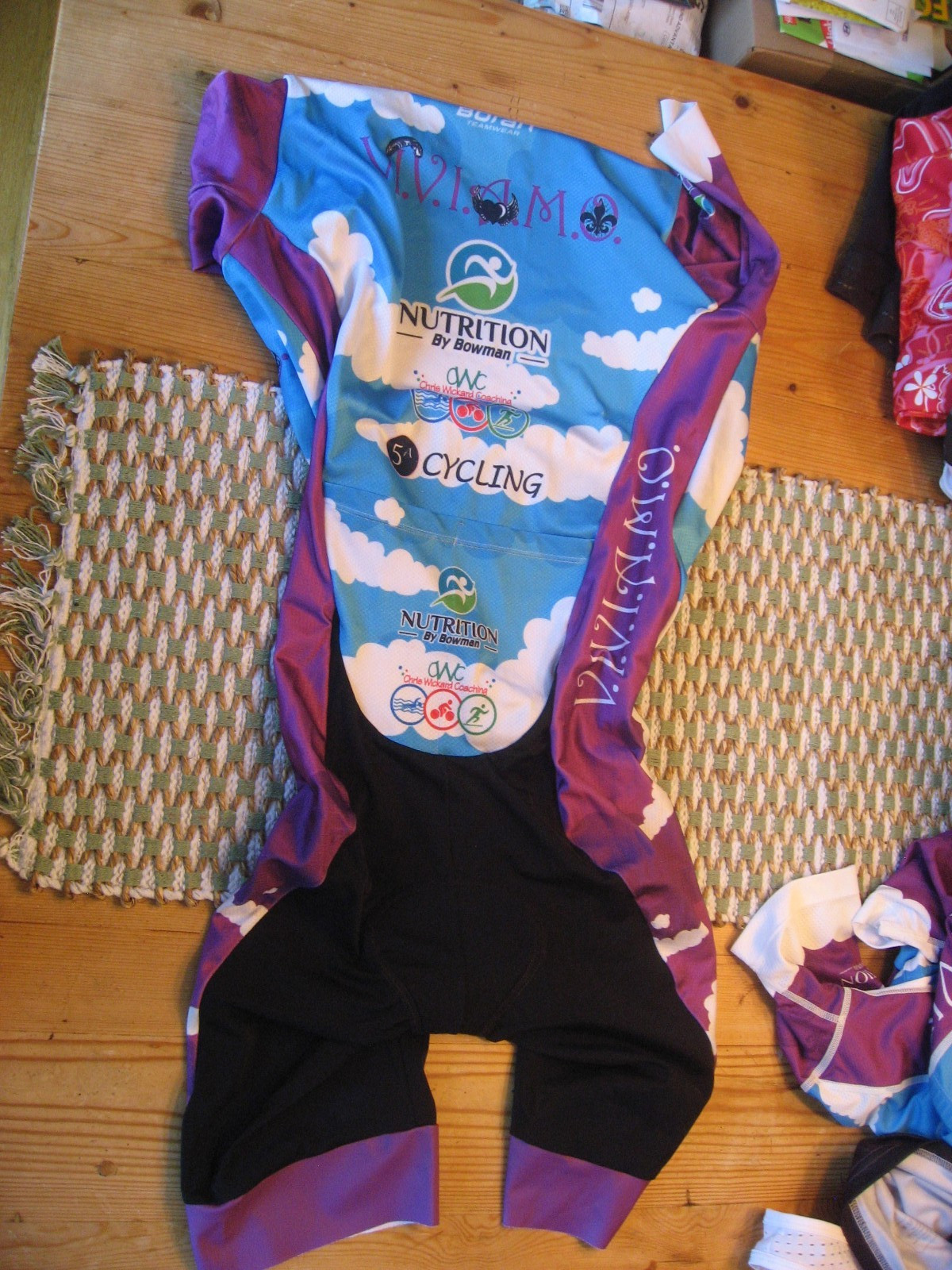 Borah Women’s Full Zip Short Sleeve Cycling Suit w/Back Pockets Size: Medium