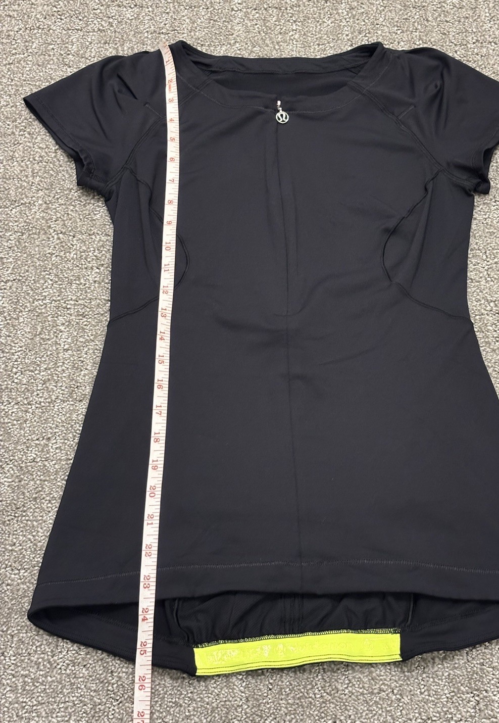 Lululemon Presta Cycling Jersey Athletic 1/2 Zip Back Pockets Black Women’s 6