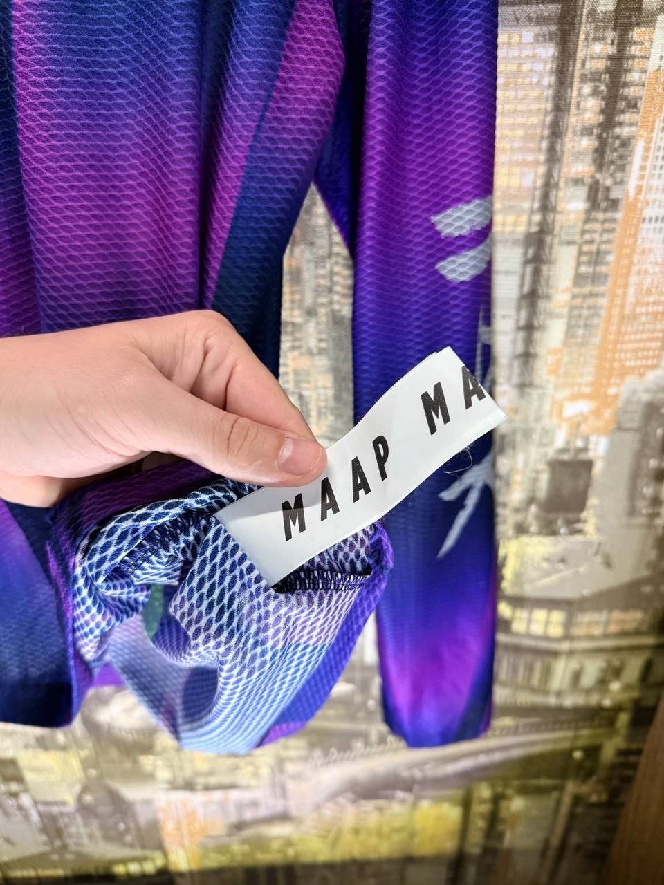 MAAP x Team Jayco AlUla jersey men’s CYCLING Size Medium Aurora Purple