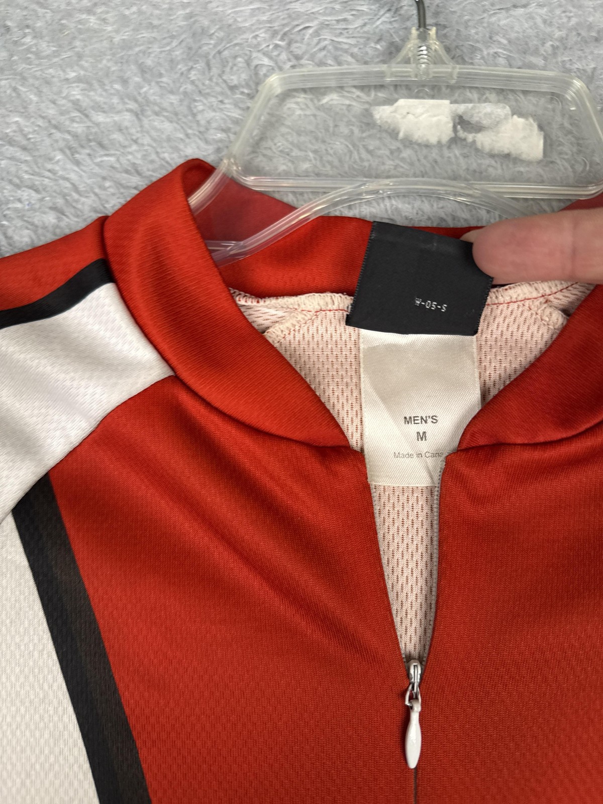 REI Cycling Jersey Mens Medium Red White Black 1/2 Zip Pockets Mock Neck Top