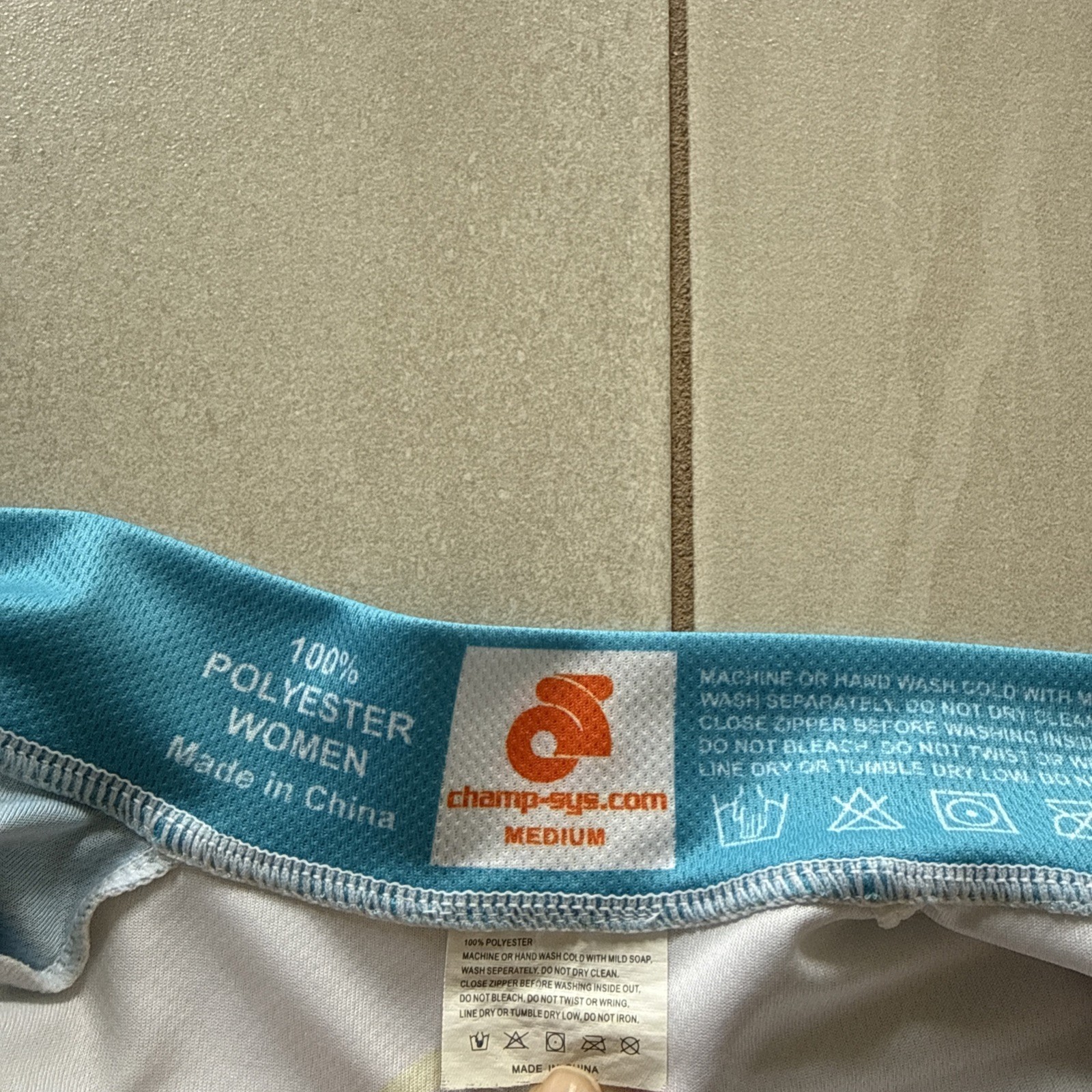 Champion System Century Run 2013 Okinawa Japan Cycling Jersey Womens Medium Bike