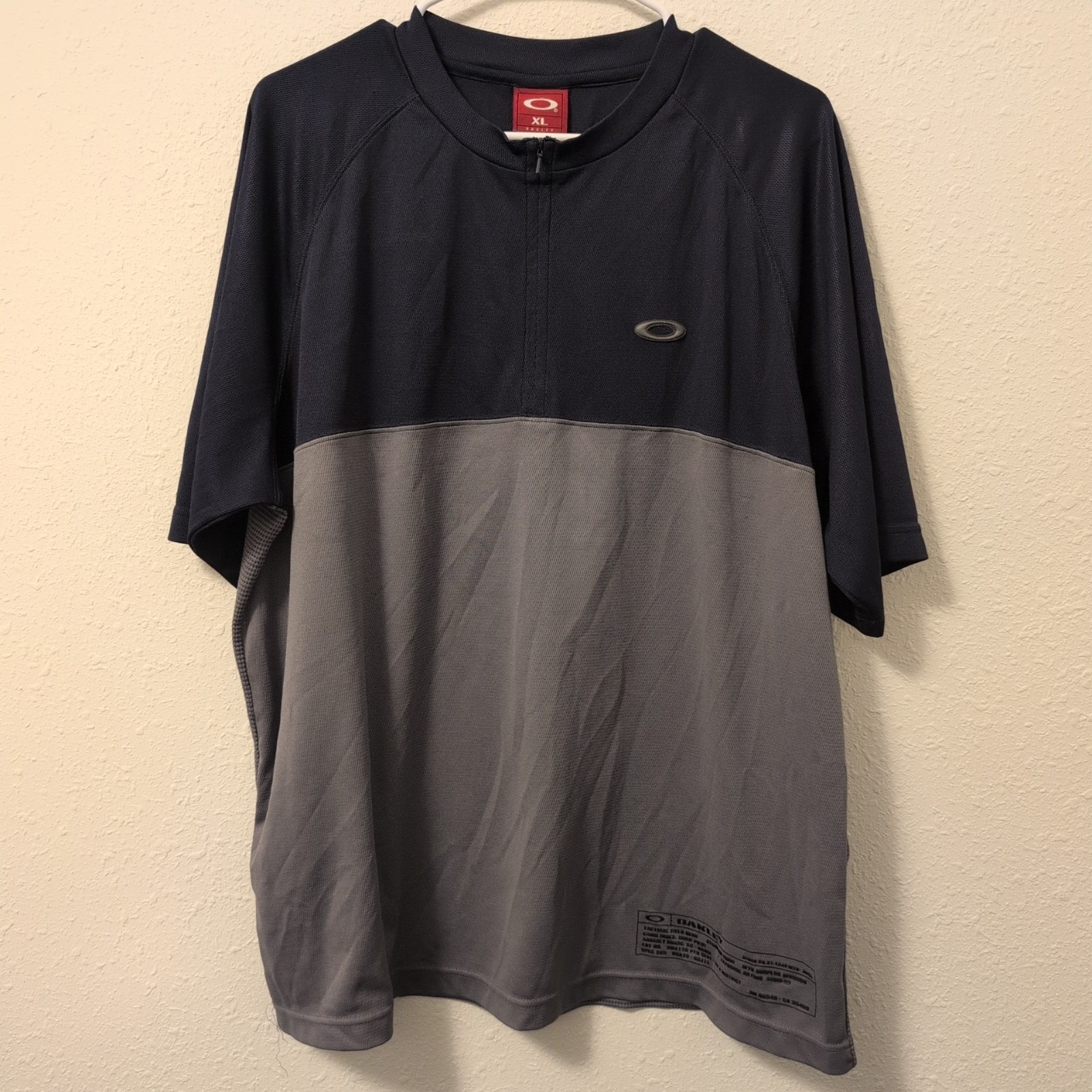 Vintage Y2K Oakley Software Two Tone Blue/Gray Cycling Shirt 1/4 Zip Sz XL Gorp