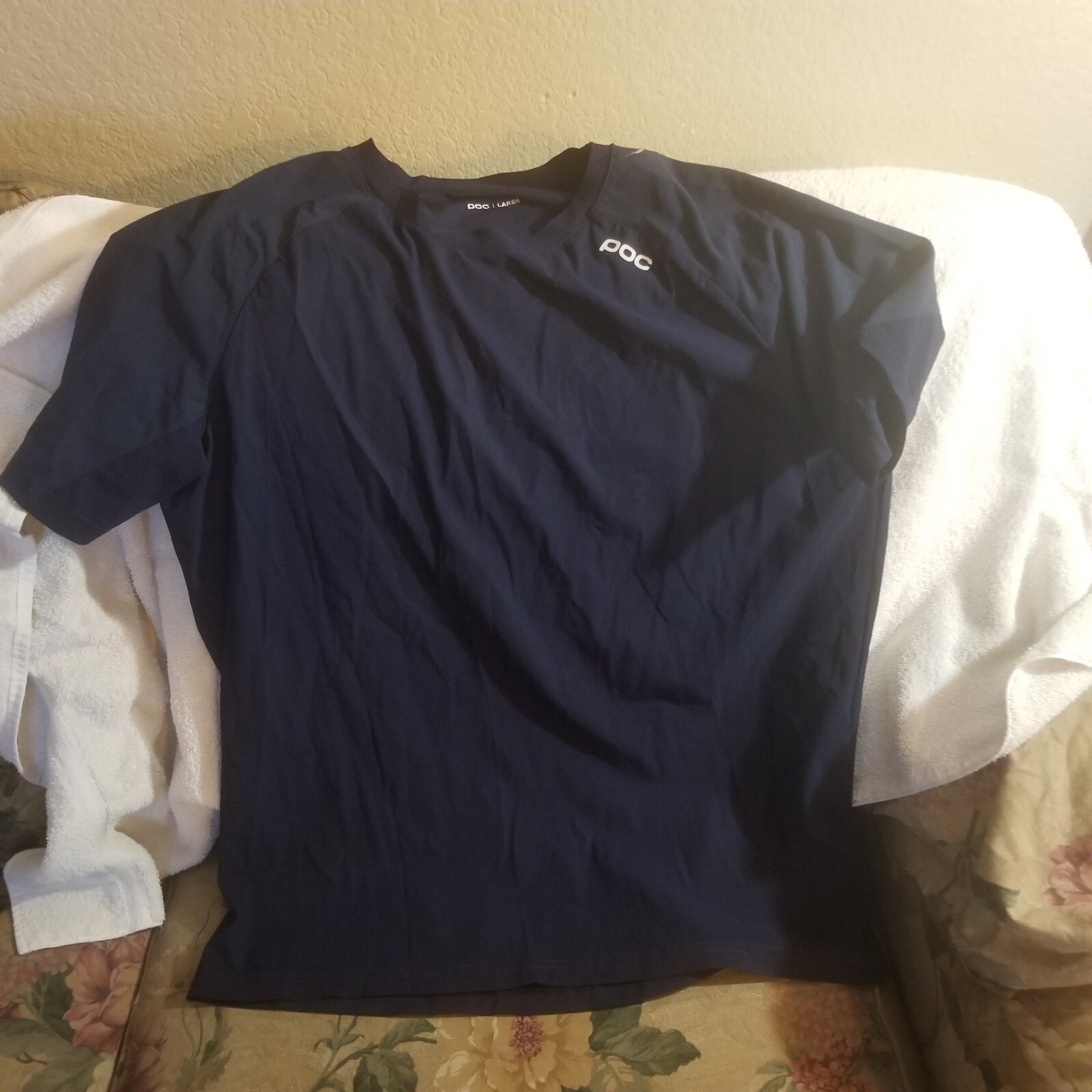 POC CYCLING SHIRT – LARGE – BLUE – THROWBACK
