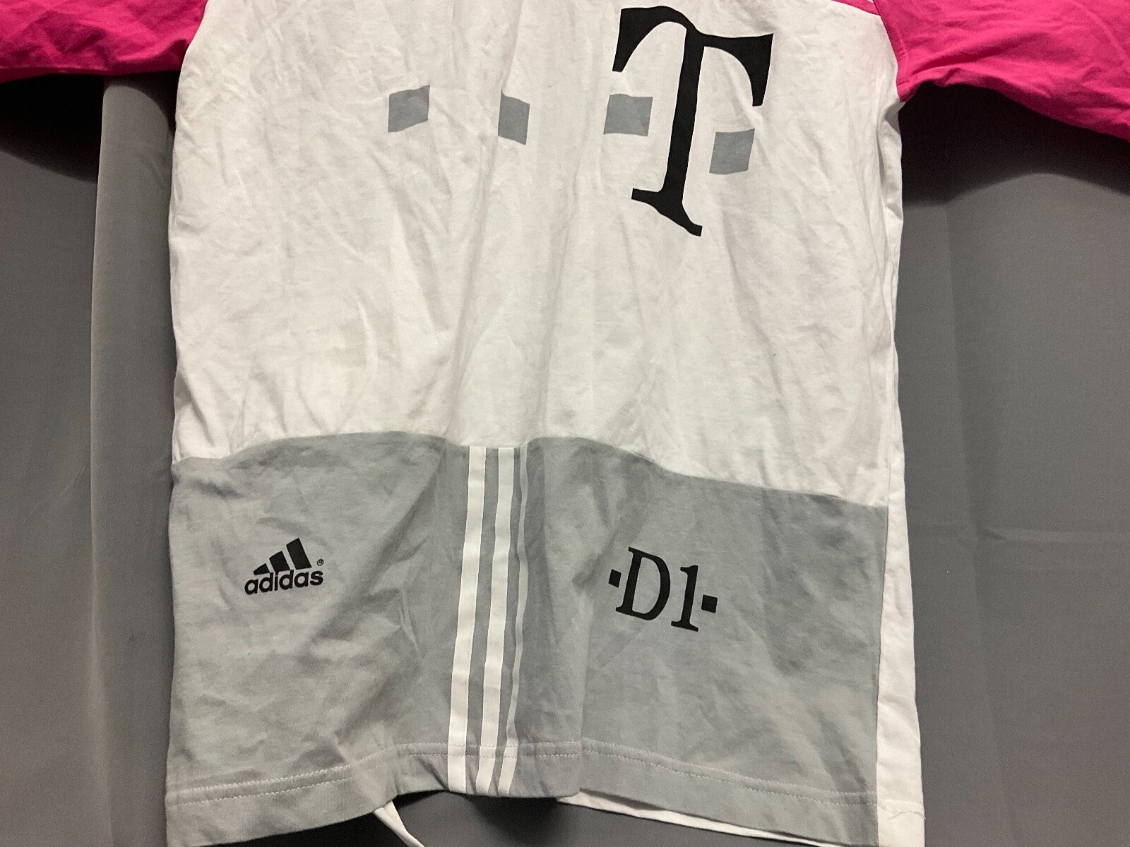 NOS TEAM TELEKOM T-MOBILE Adidas Jersey Shirt L Genuine 7x signature signature