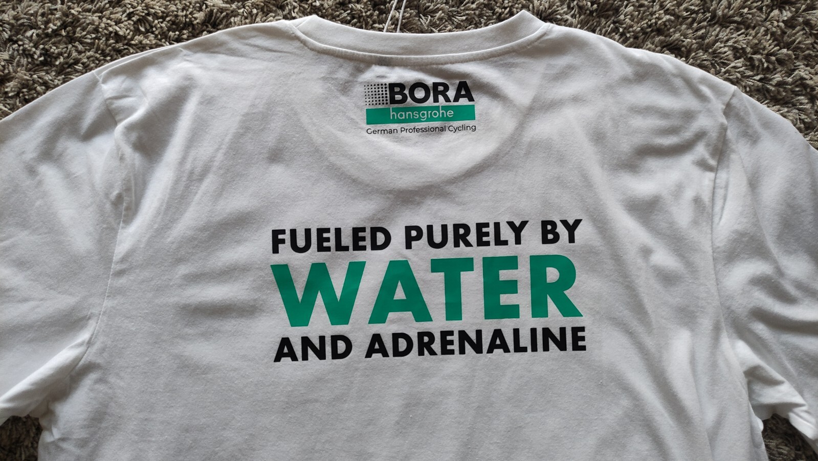 Bora Hansgrohe team Neutral Men’s Short Sleeve 100% Cotton T-Shirt Size:2XL NEW!