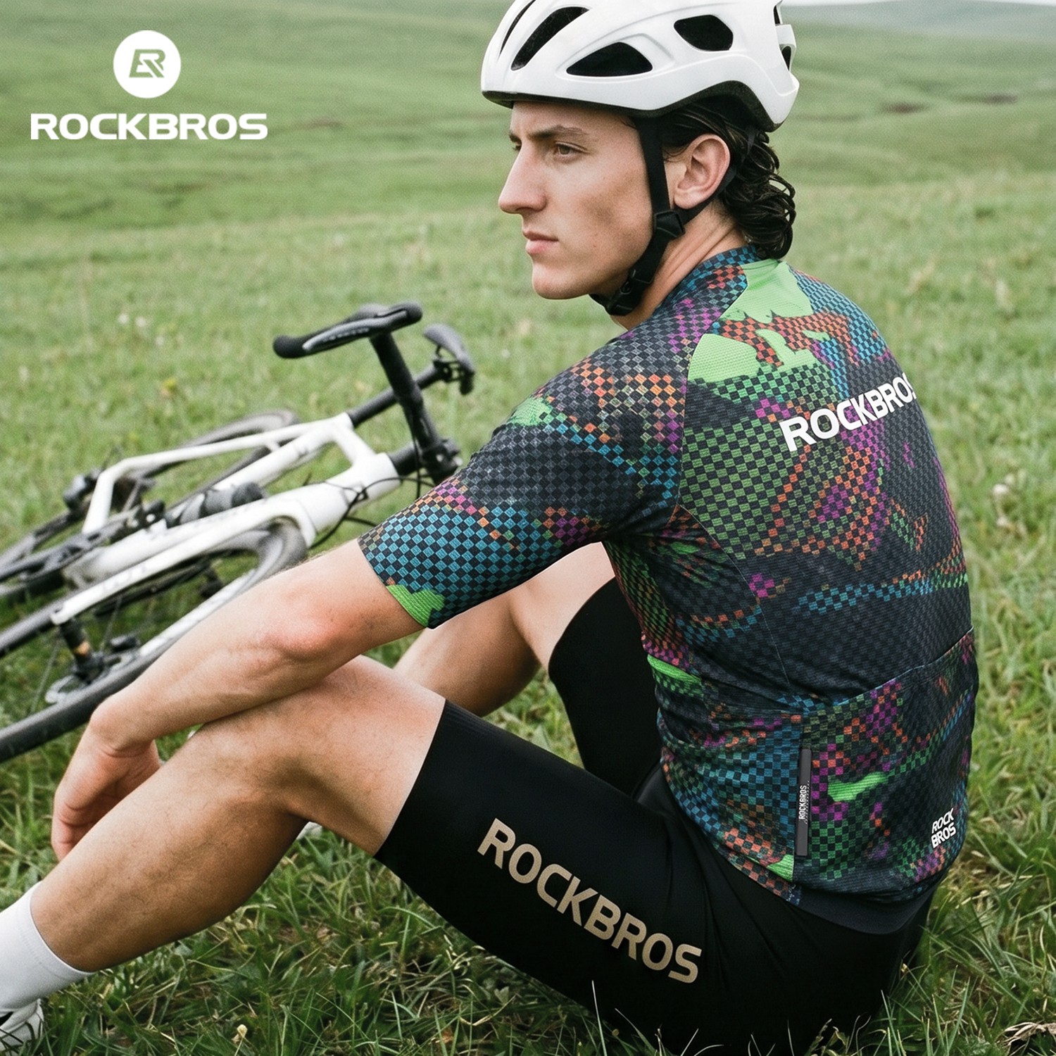 ROCKBROS Men’s Short Sleeve Cycling Jersey Pixel Print Breathable Quick Dry