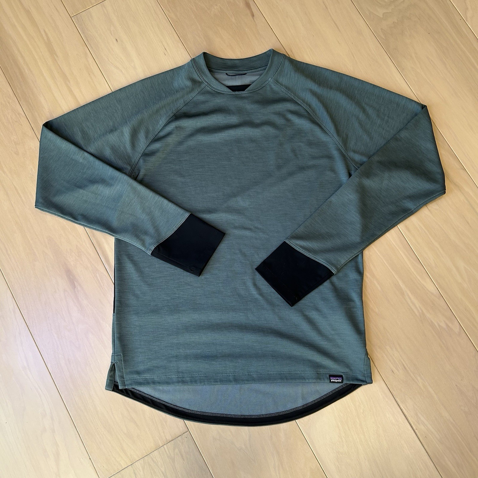 Patagonia Dirt Craft Bike Jersey Green Long Sleeve Men’s Medium