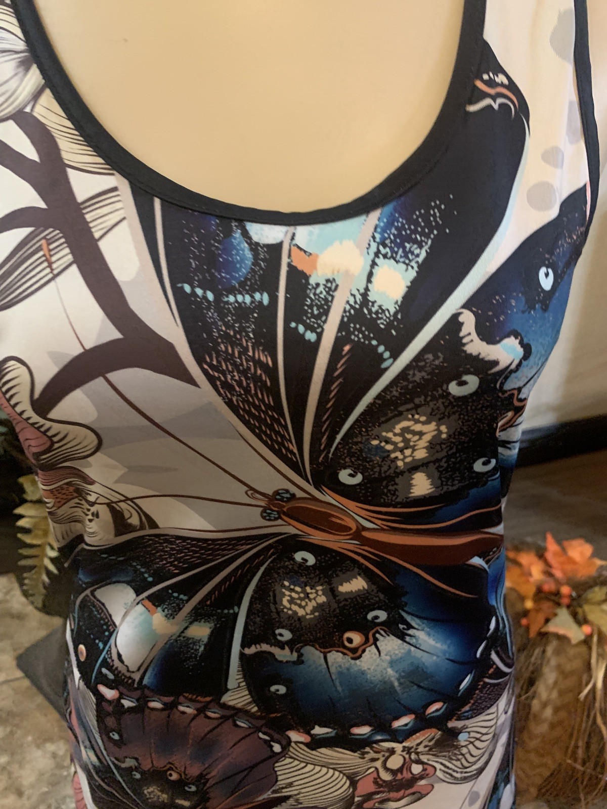 Unbranded Tank Top Womens Small Awesome Butterflies with Cool Graphic Design!Exc