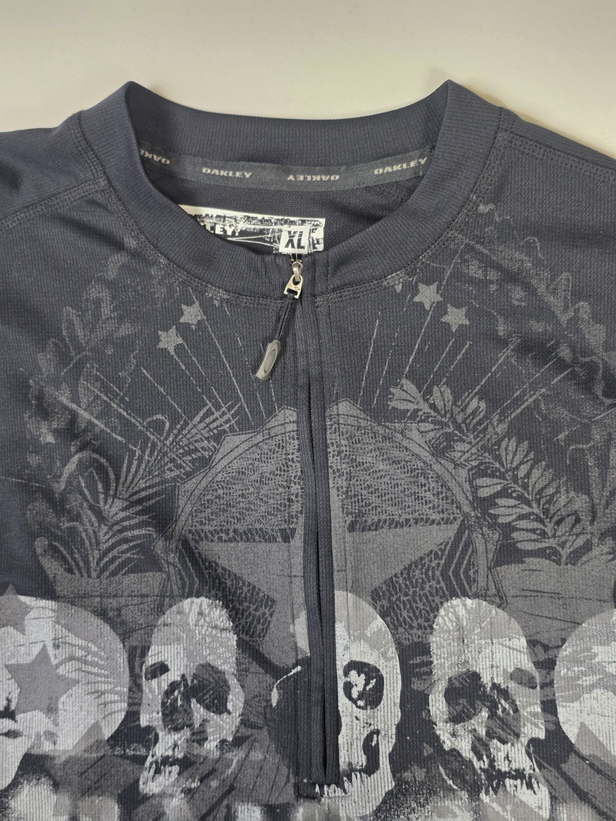 Vintage Oakley Skull Graphic 1/4 Zip Cycling Jersey Mens XL Black Grey Tech Y2K