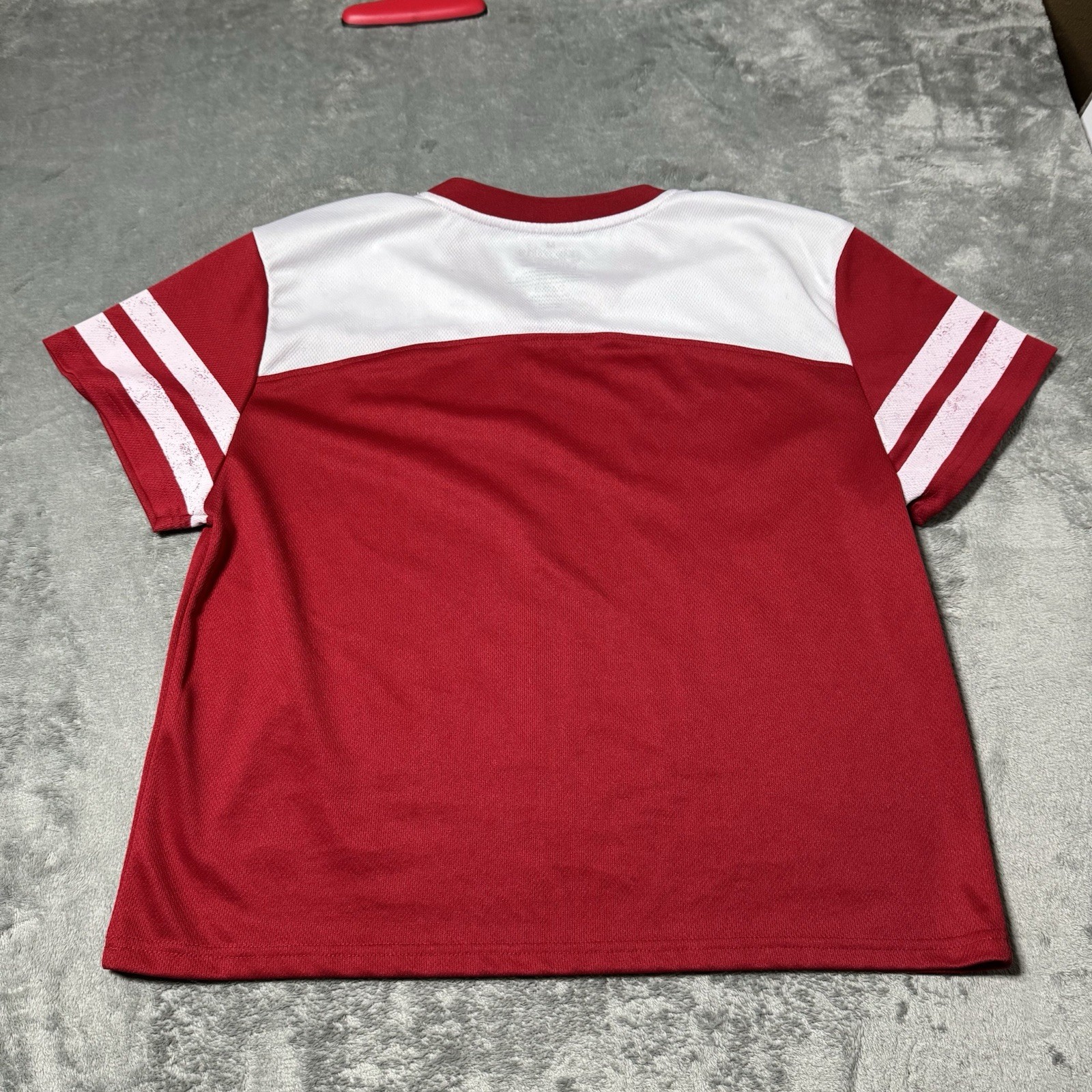 Goodie Two Sleeves Mens Waist Length Jersey Size M 21.5×25 Football Sports
