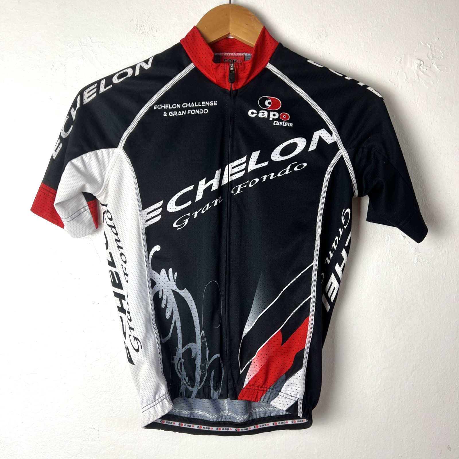 Capo Women’s Cycling Jersey XS Short Sleeve Black White And Red Back Pockets
