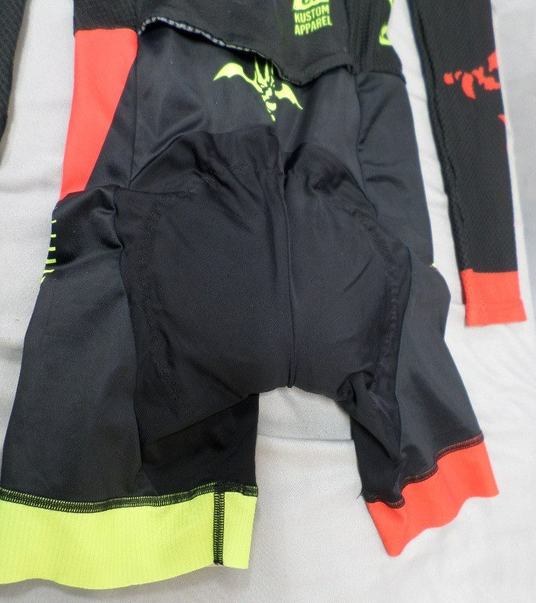 DESIGNER RAGE FACTORY CYCLING PADDED BLACK RED & YELLOW SUIT SIZE X-SMALL
