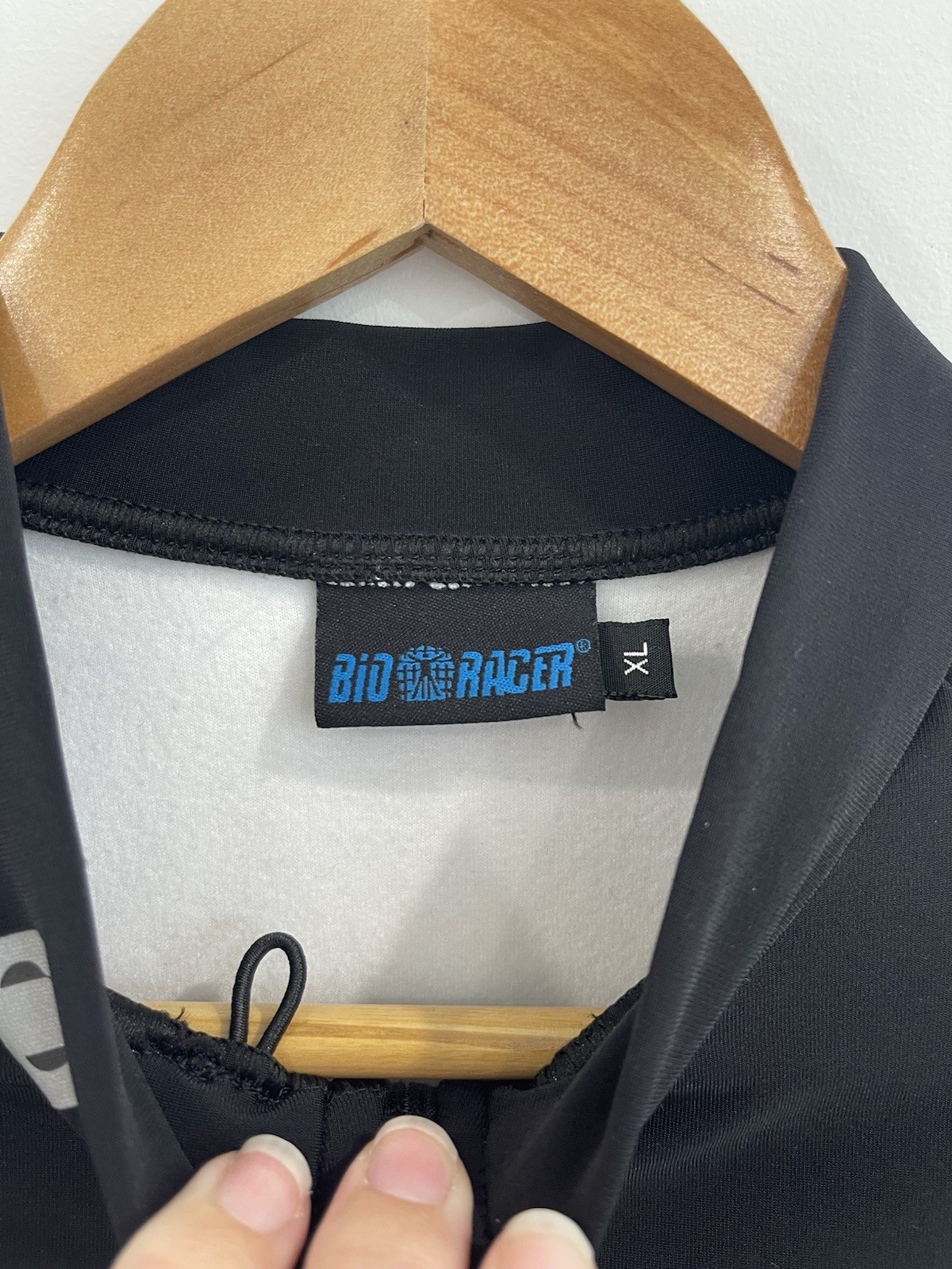 Bio Racer Black Cycle Long Sleeve Jersey Top Full Zip Size XL EUC Back Pockets