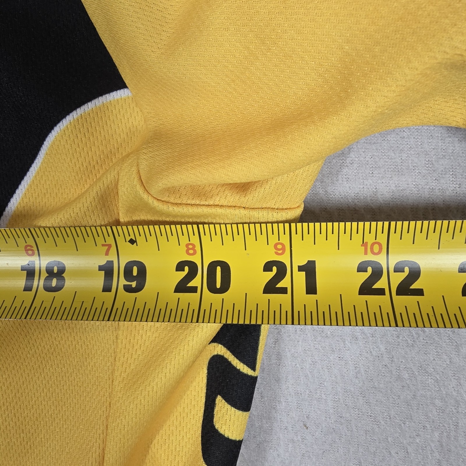 Iowa Hawkeyes Cycling Jersey Mens XL Black Yellow Logo Outdoor NCAA Adrenaline