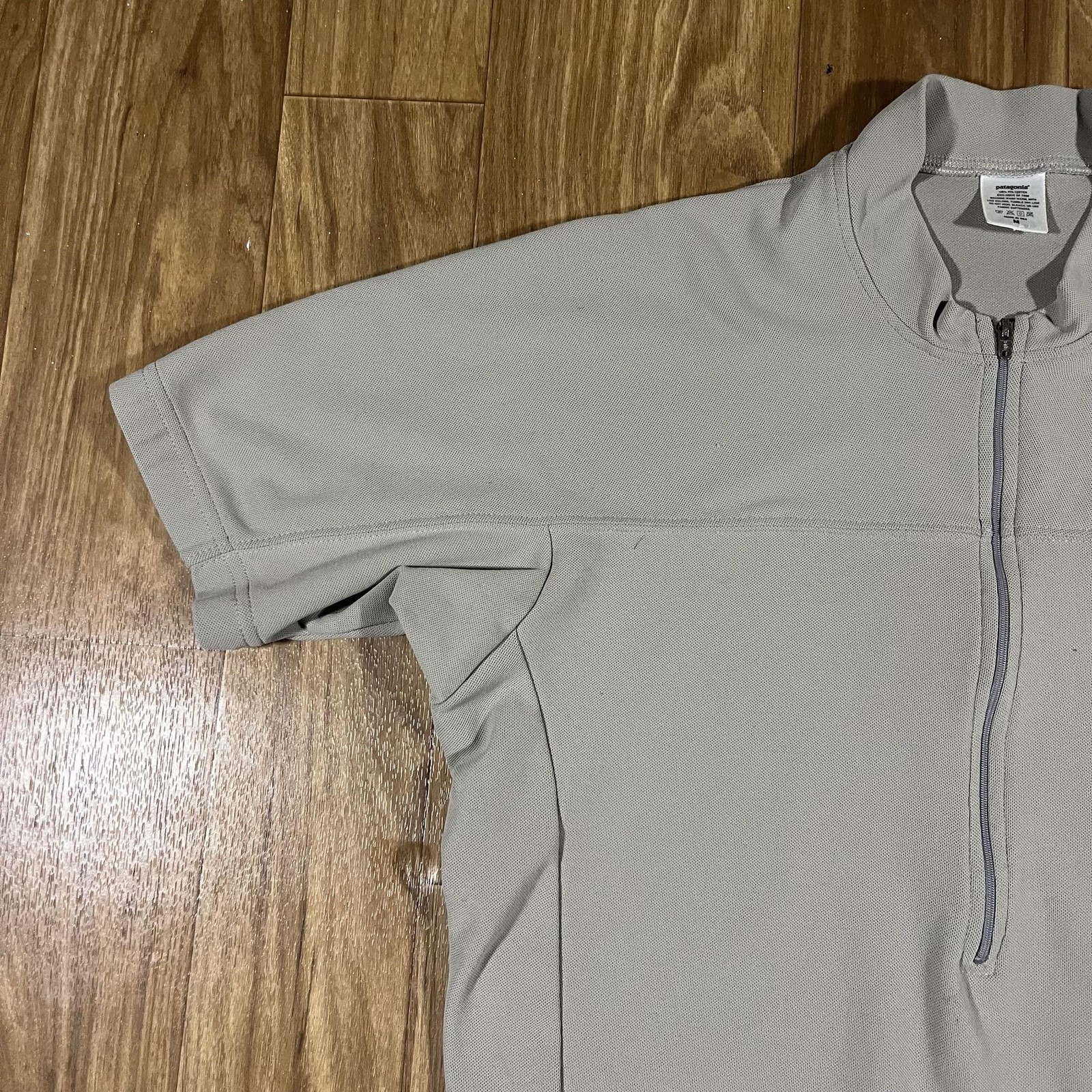 Patagonia Cycling Jersey Mens M Gray 1/4 Zip Bike Back Pockets Made In USA