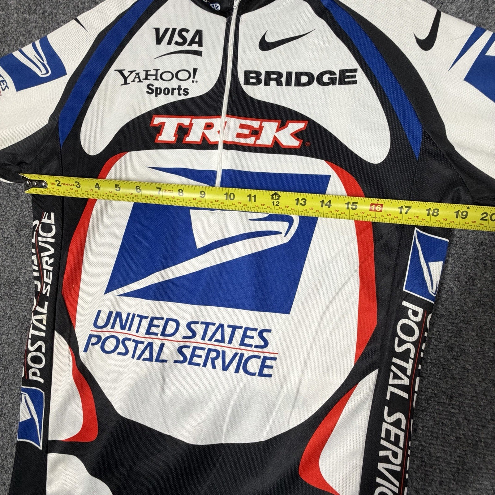 Trek Cycling Jersey Nike United States Postal Office men’s Medium USPS 1/2 ZIP