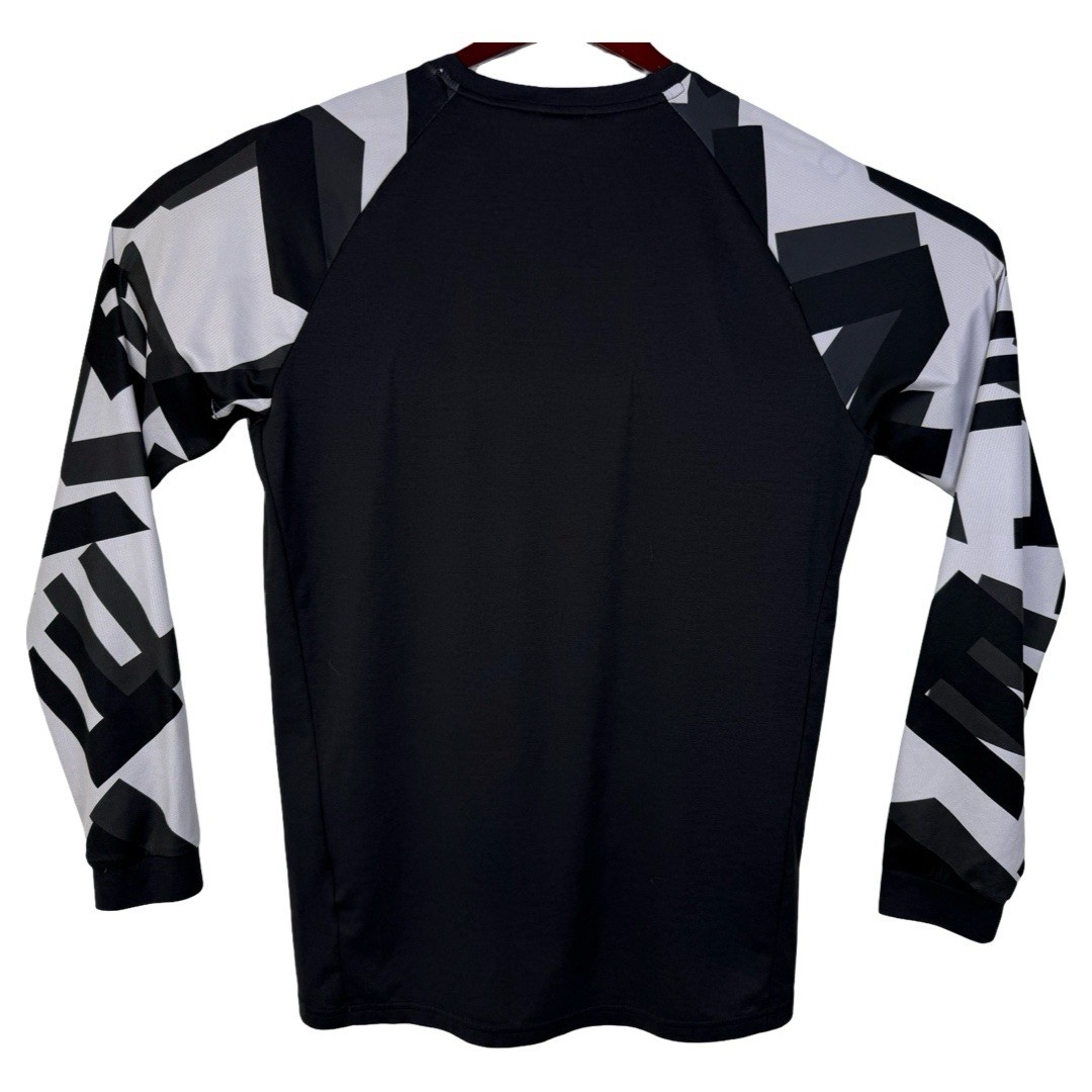 New Men’s Adidas Five Ten TrailX Long Sleeve Size Medium Tee Shirt Black 5.10