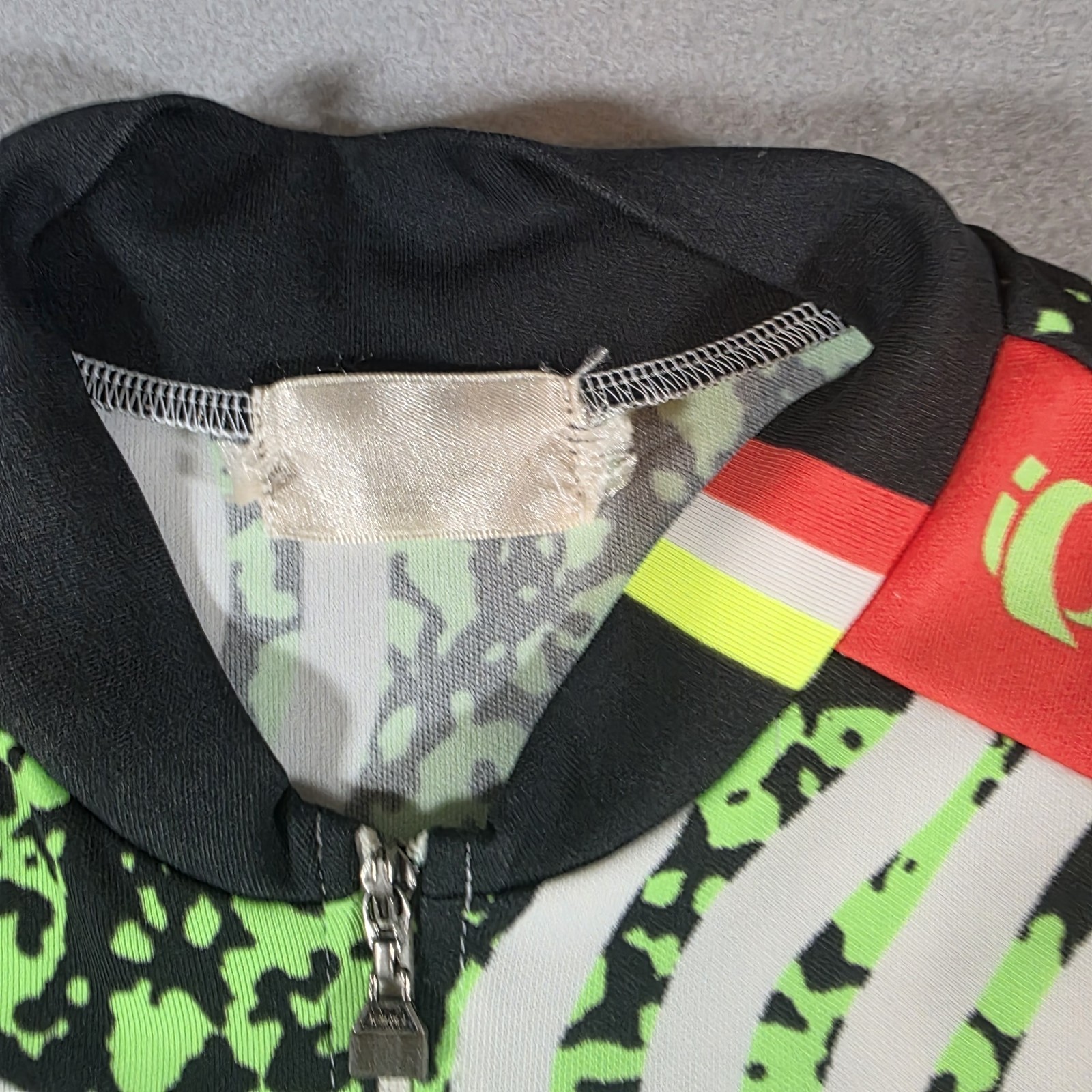Pearl Izumi Vintage Men’s Cycling Jersey Technical Wear Large