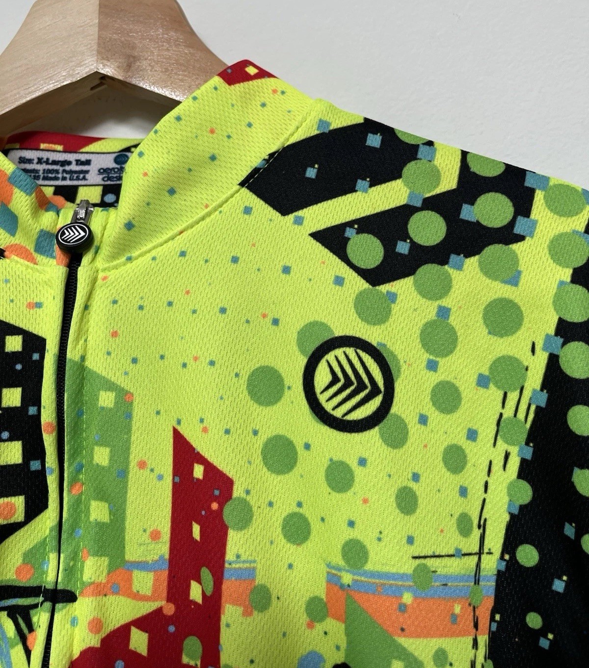 Aero Tech Designs Cycling Jersey Shirt XL Abstract Bright Back Pockets Full Zip