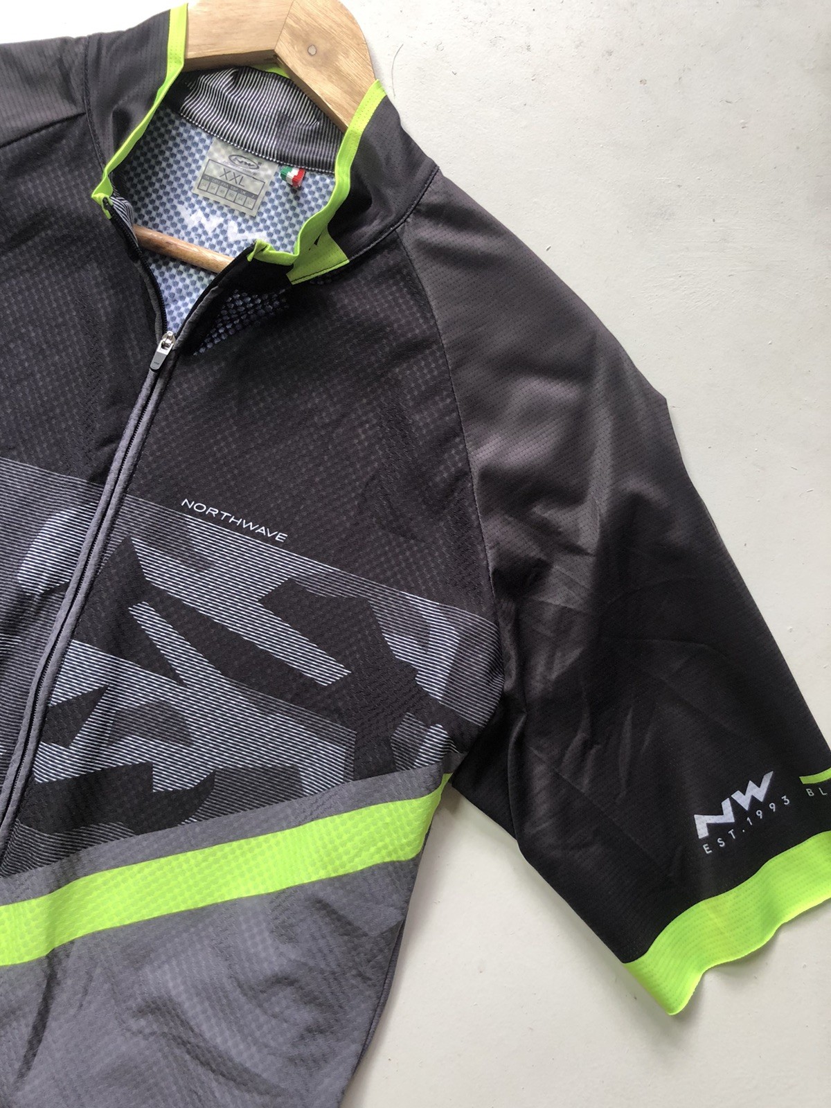 Northwave Cycling Jersey Men’s XXL Short Sleeve Zip Road Bike Top Black
