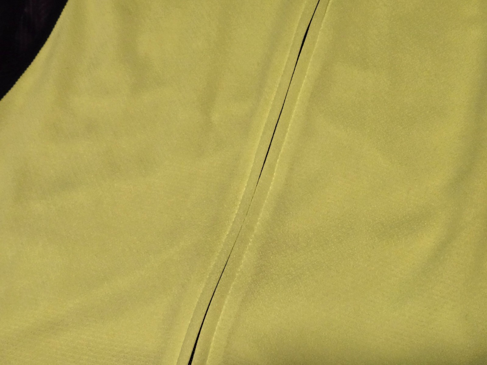 Canari Neon Yellow/Black Cycling Shirt-Full Zip-3 Rear Pockets-Men’s Size XL-