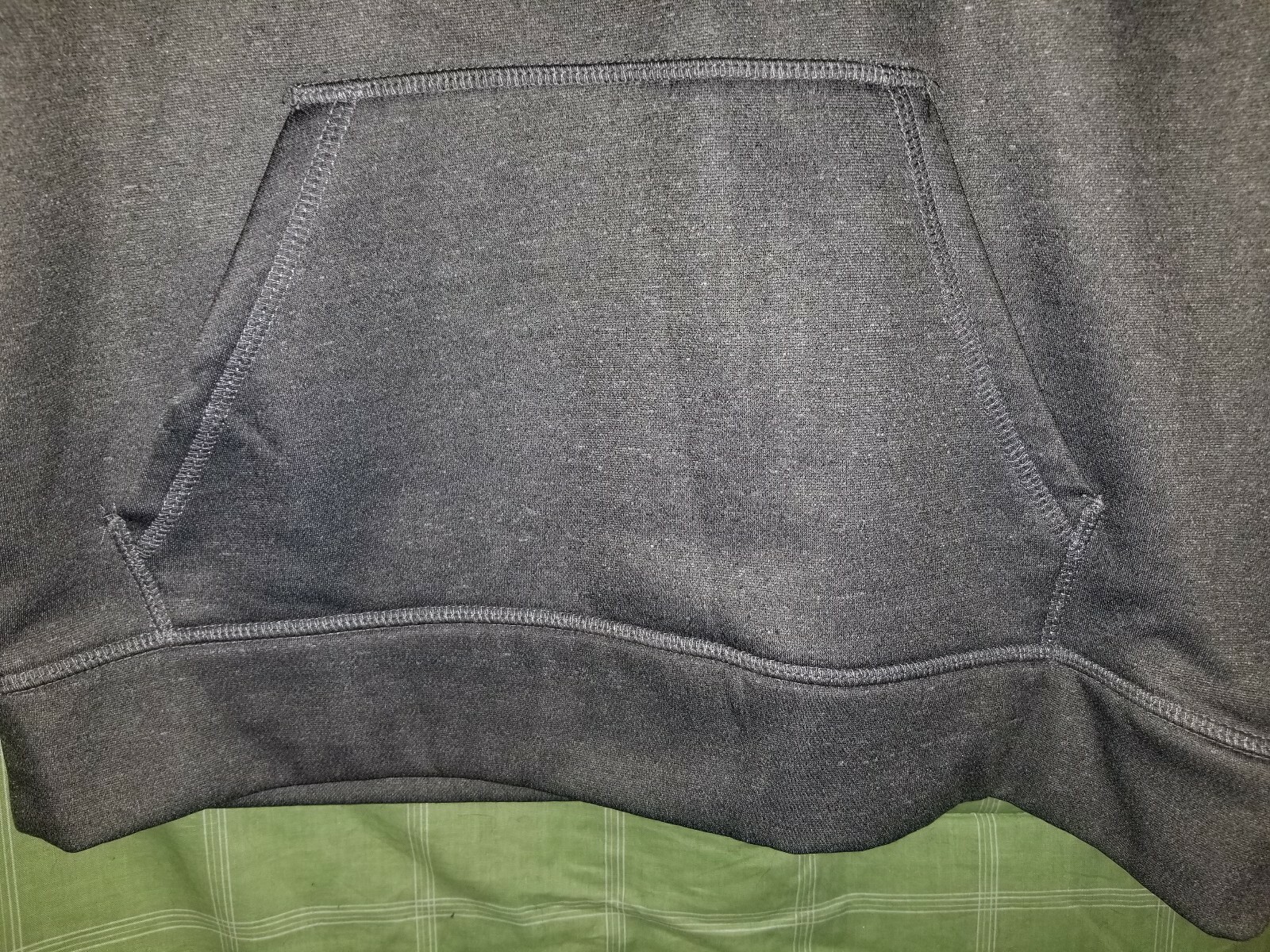 Puma Youth Hoodie Color: Gray w/ Lime Green GRAPHIC Youth Size: XL(18-20) NICE!!