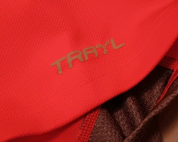 Trayl Shirt Men’s Large Red Gray Vented Mesh Cycling Outdoors Active Wear. M
