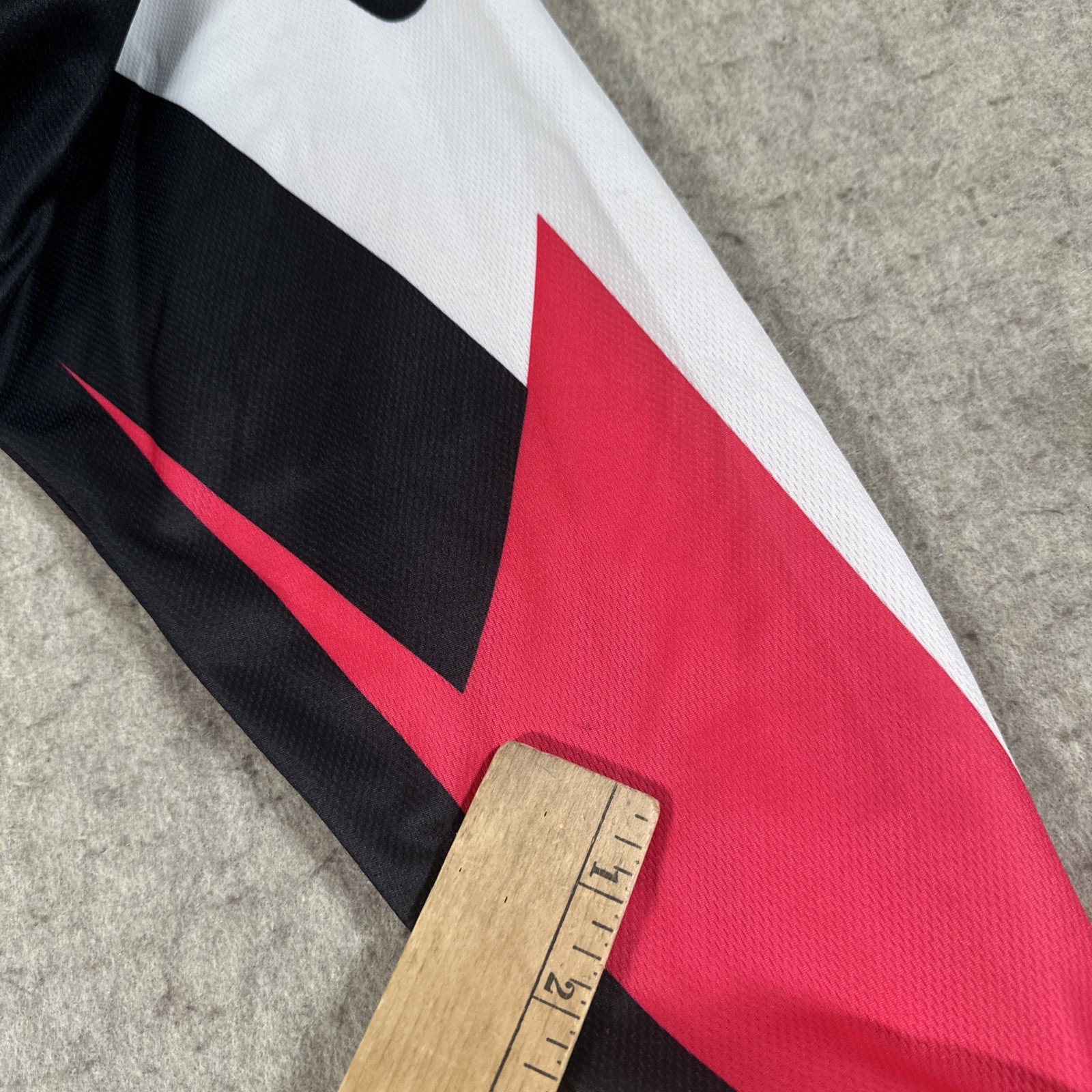 Thor Motocross Women’s Long Sleeve Jersey Size Large? Black Pink White