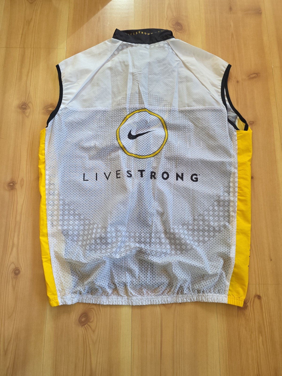 NWT Livestrong Nike Men’s Cycling Jersey Vest Full Zip Mesh Back Italy Sz XL