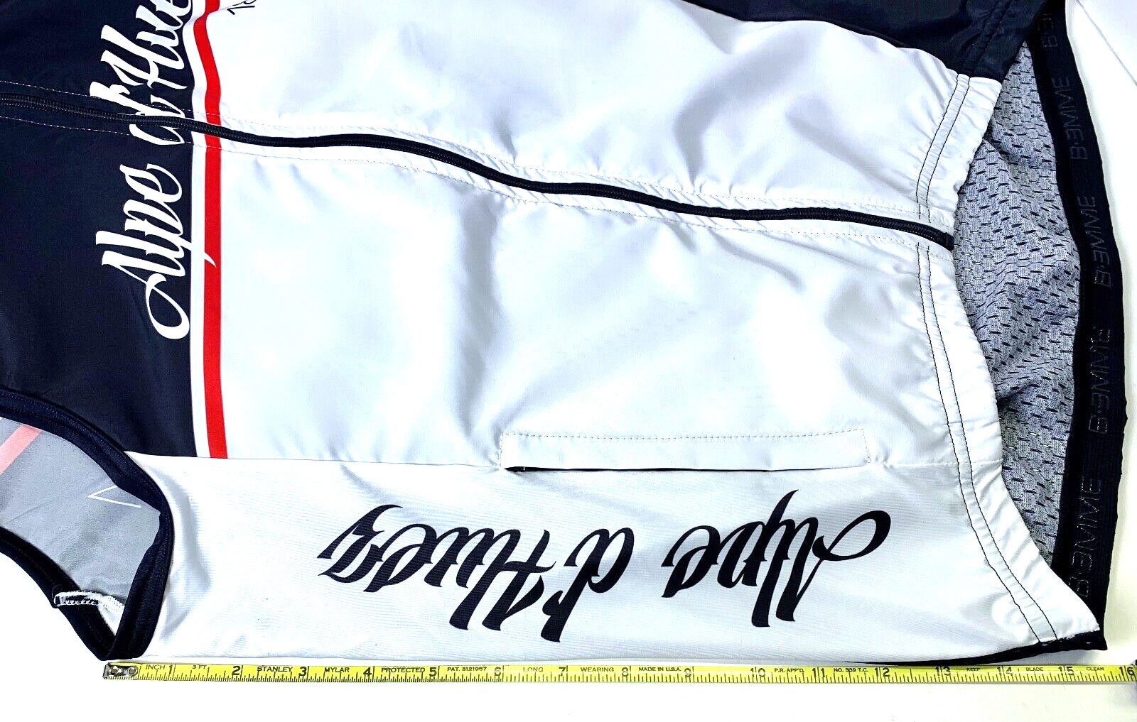 Alpe d’Huez Cycle Huez, 21 Visage, Full-Zip Cycling Wind Vest, Medium BRAND NEW