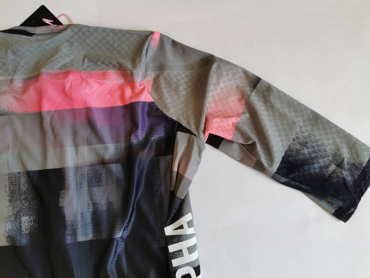 NEW GRAY RAPHA PRO TEAM ASCENT PRINT SHORT SLEEVE AERO CYCLING JERSEY + SOCKS LG
