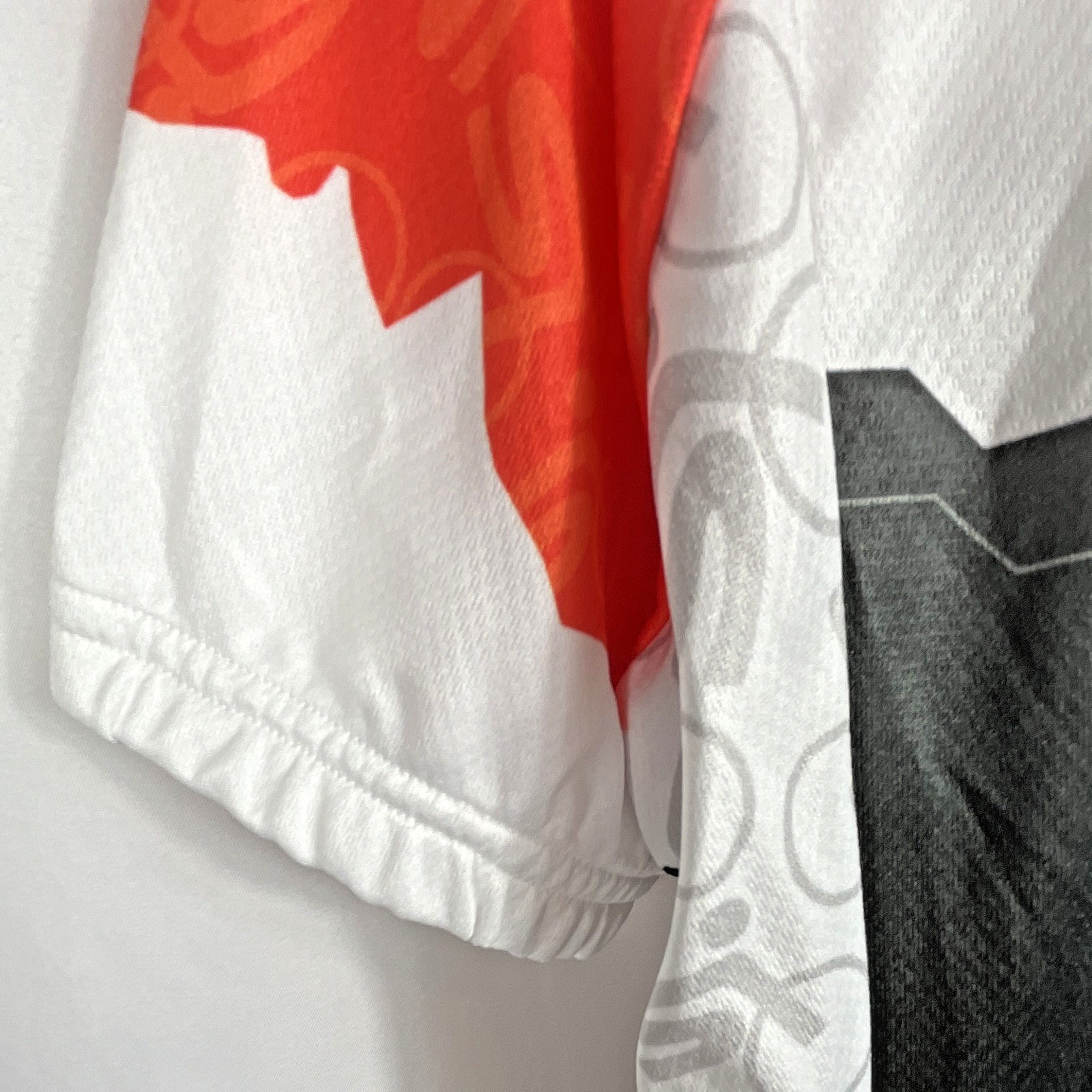Sportful NWT Cycling Jersey White/Black/Red Graphic Large Full Zip w/Pockets