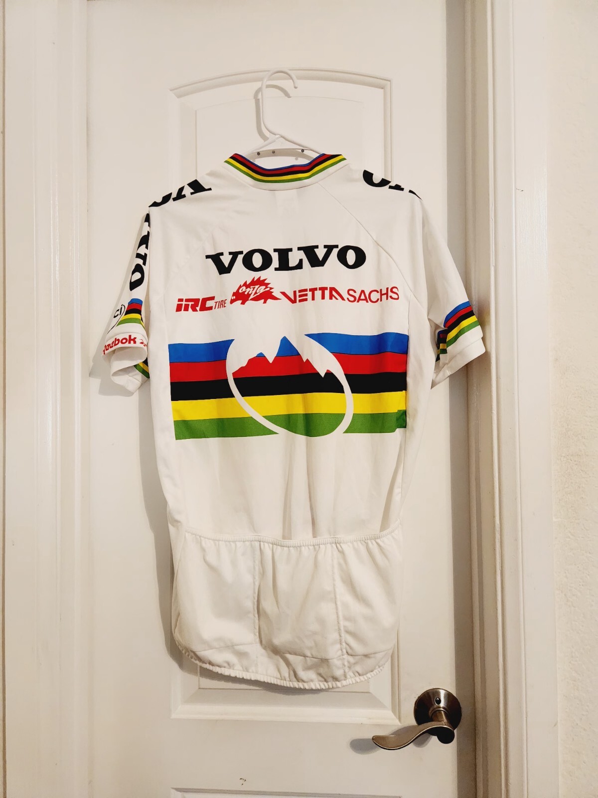 Volvo Cannondale Factory Racing World Champion Rainbow Jersey-Size LARGE