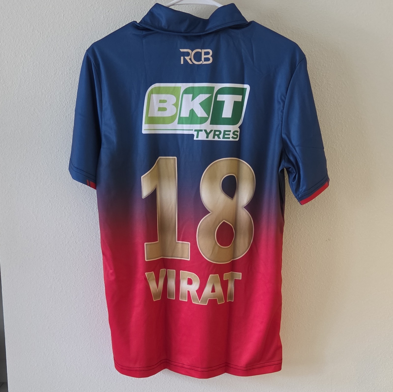 RCB Virat 18 Men’s Cycling Jersey Polo M Blue/Red 1/4 Zip Collared REPLICA