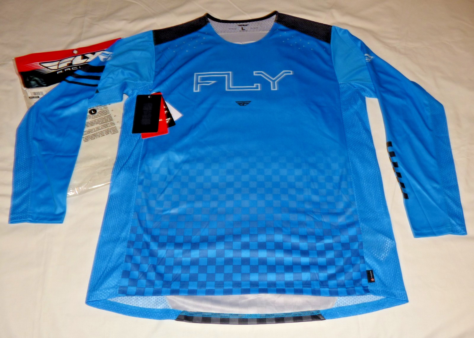 New FLY RACING Jersey RAYCE BLUE Athletic Fit Adult Large NIP 377-052L Bicycle