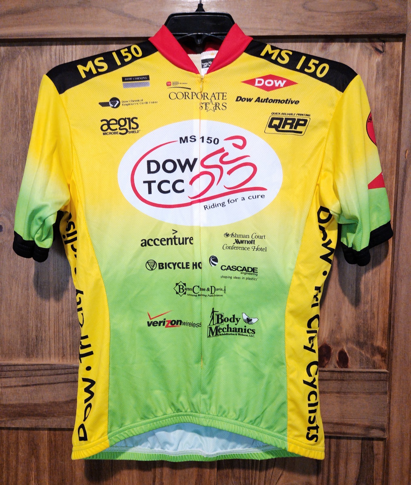 VOmax Multicolor Mens Cycling Jerseys DOW MS 150 Sizes Large / XXL Vtg DOW