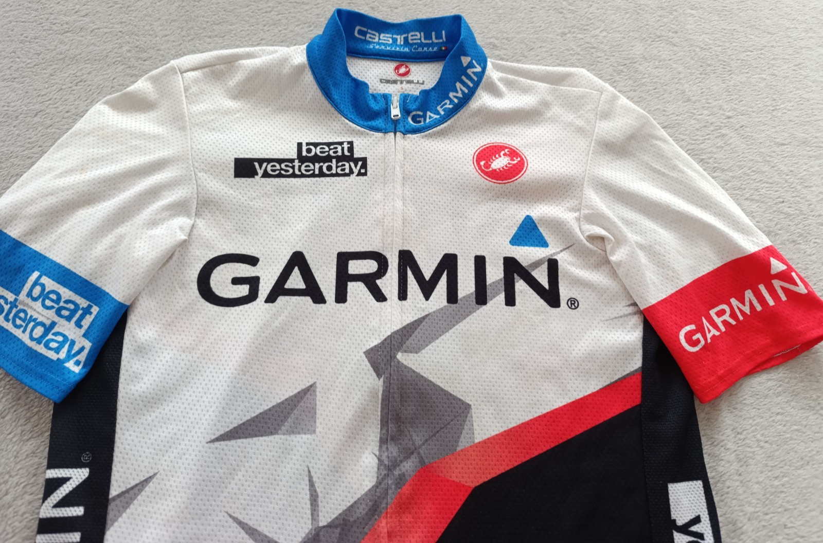 Garmin Beat Yesterday Castelli mens cycling kit set jersey + bib shorts size S-M