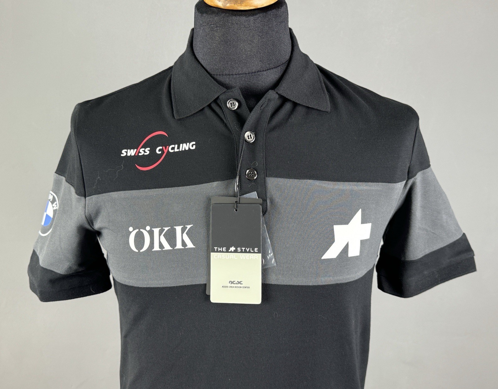 NWT ASSOS SIGNATURE OKK Team BMW Short Sleeve Swiss Cycling Polo Shirt Size S