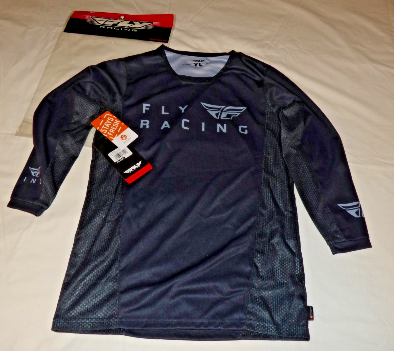 New FLY RACING Youth Large RADIUM Jersey BLACK Pro Fit NIP Bicycle Bike 376-050