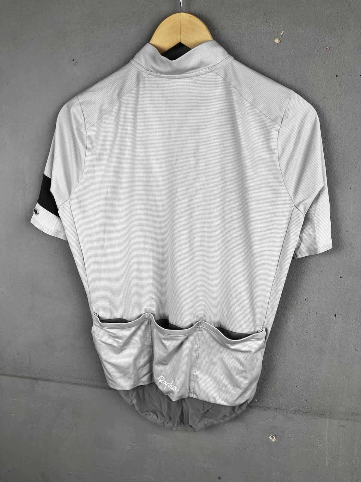 Rapha Pro Team Training Jersey II Forcats de la Route -Size M- EUC! A-35