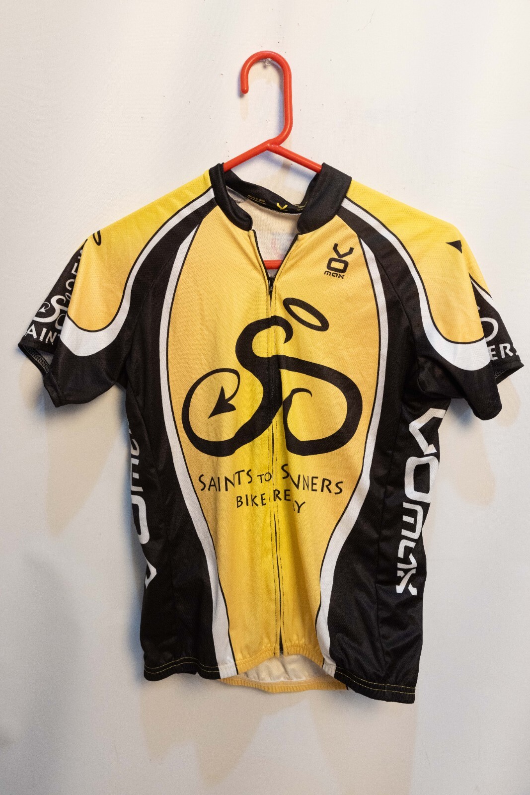 Womens VOMAX CYCLING JERSEY SHIRT Med “Saints to Sinners”