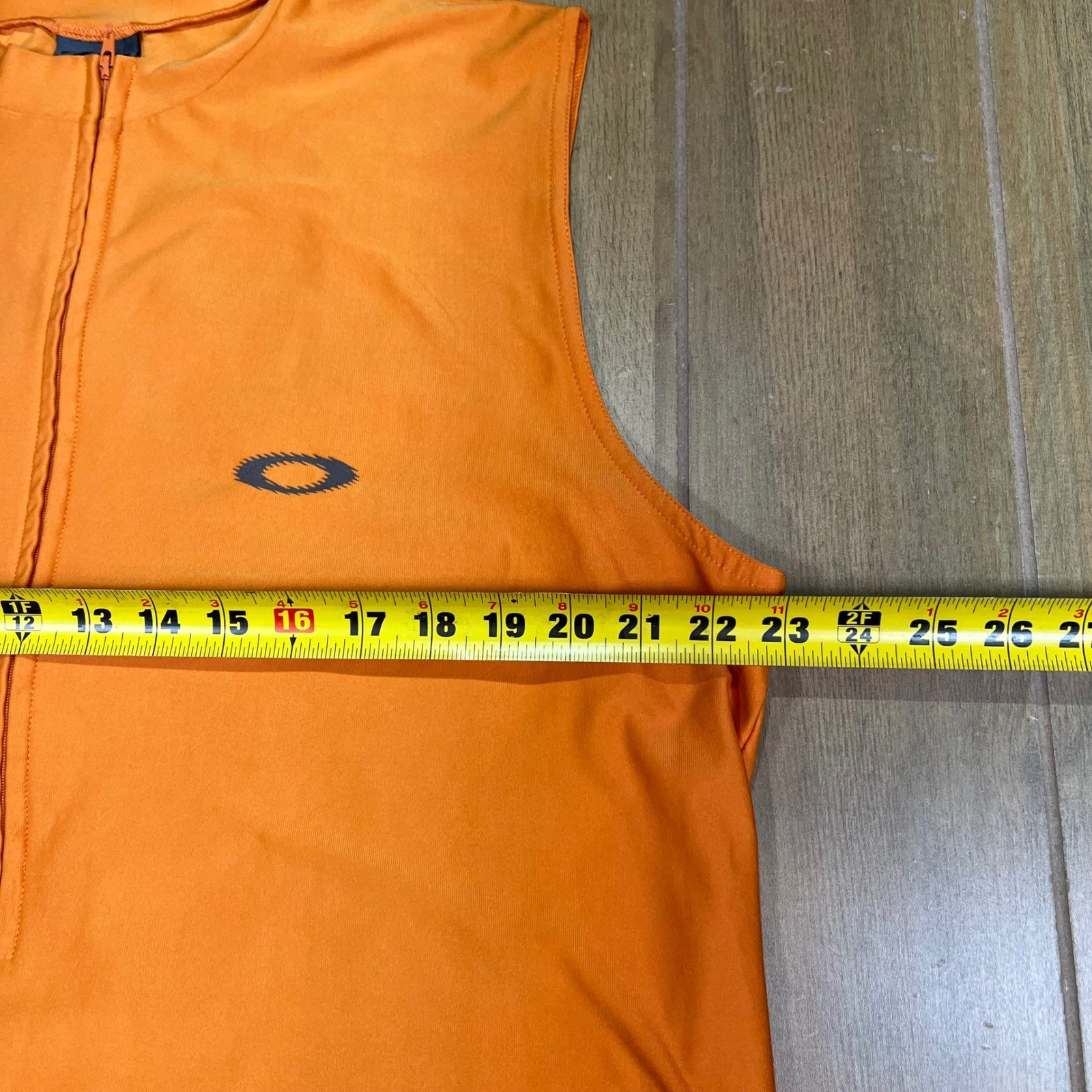 Oakley Software Mens XL Cycling Vest Orange Quarter Zip Sleeveless vintage