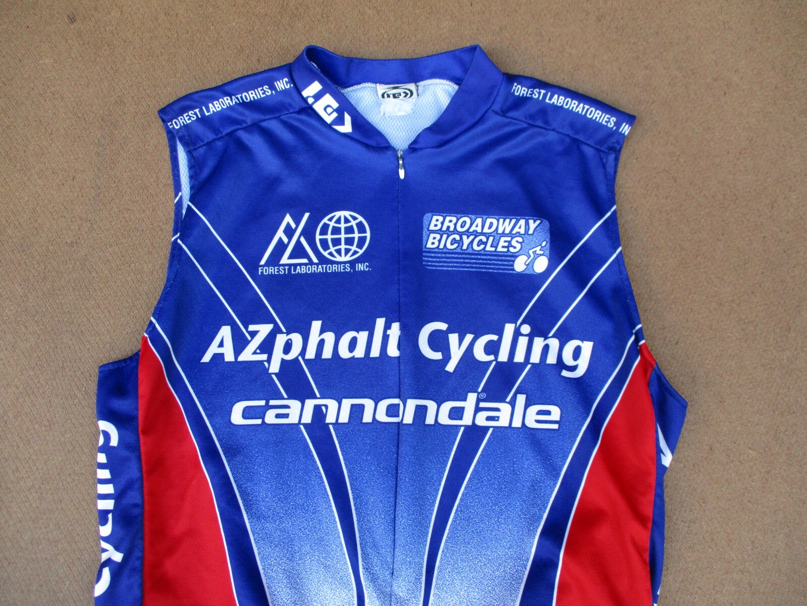 AZphalt Cycling Club Garneau Sleeveless Jersey, Riding Shirt, 43 inch chest