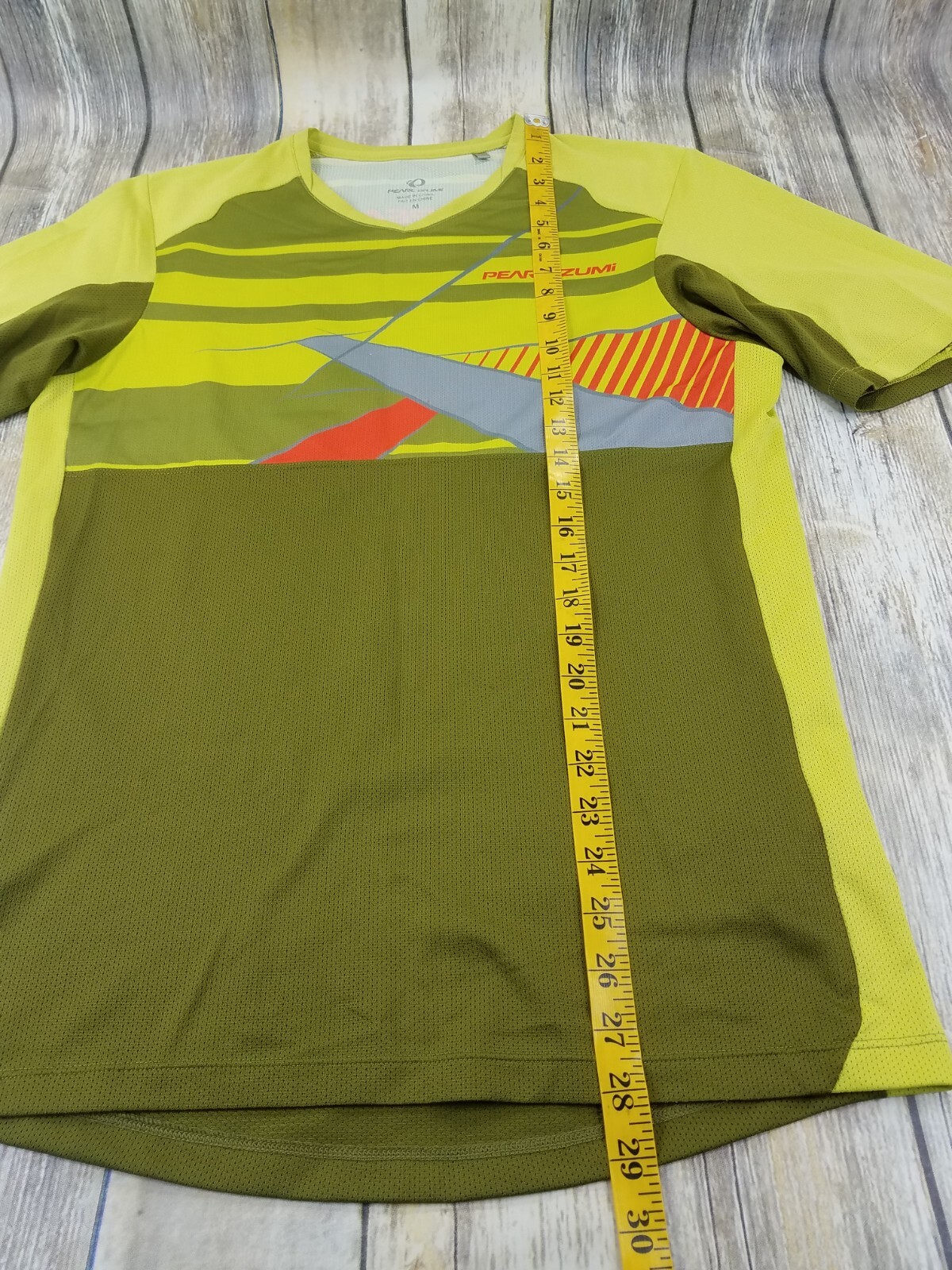 Pearl Izumi Cycling Shirt Mens Size M Green Polyester Stretch Pullover Active