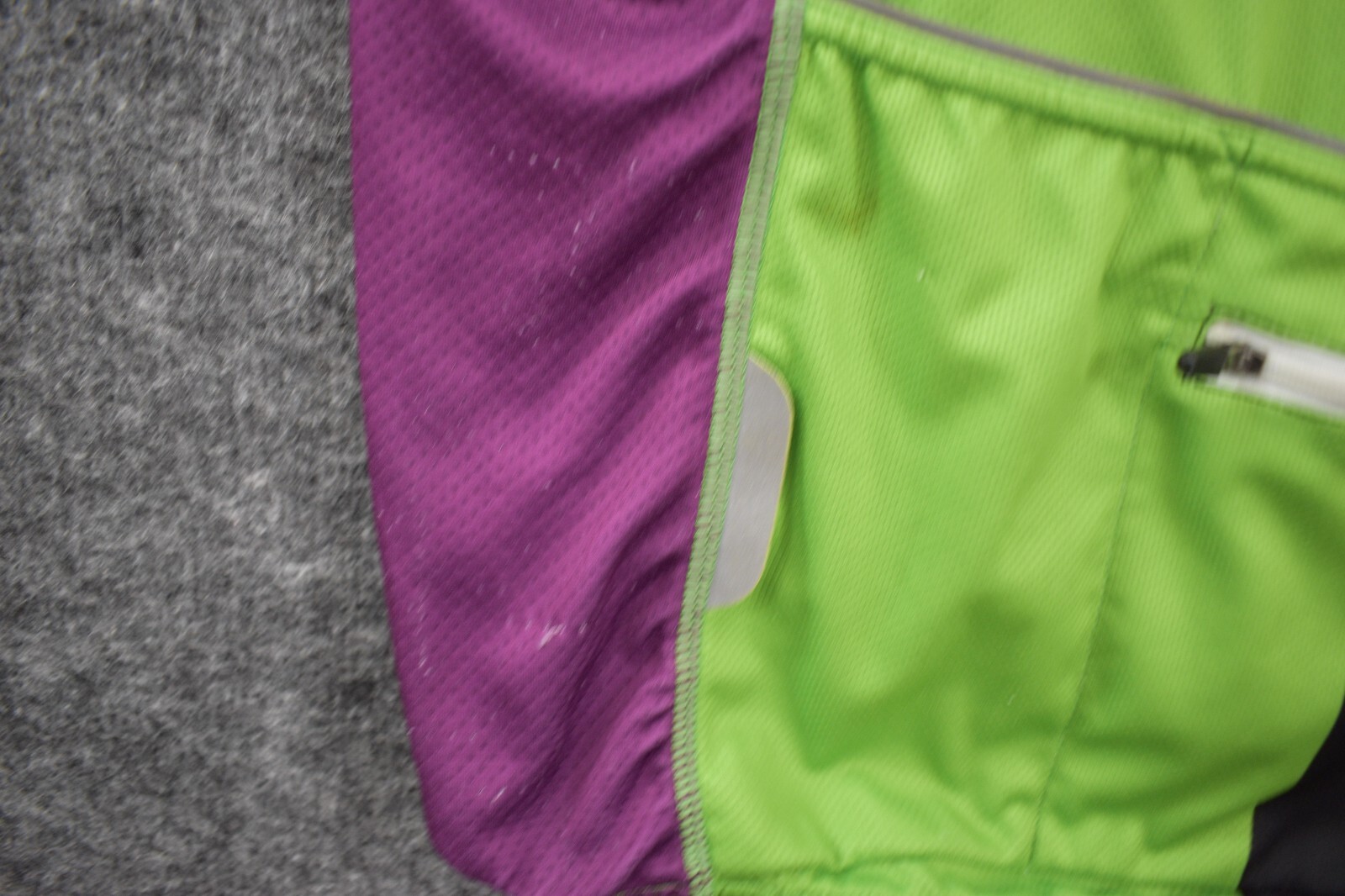 Athletic Zone Shirt Large Full Zip Short Sleeve Multicolor Back Pocket Dale Dale