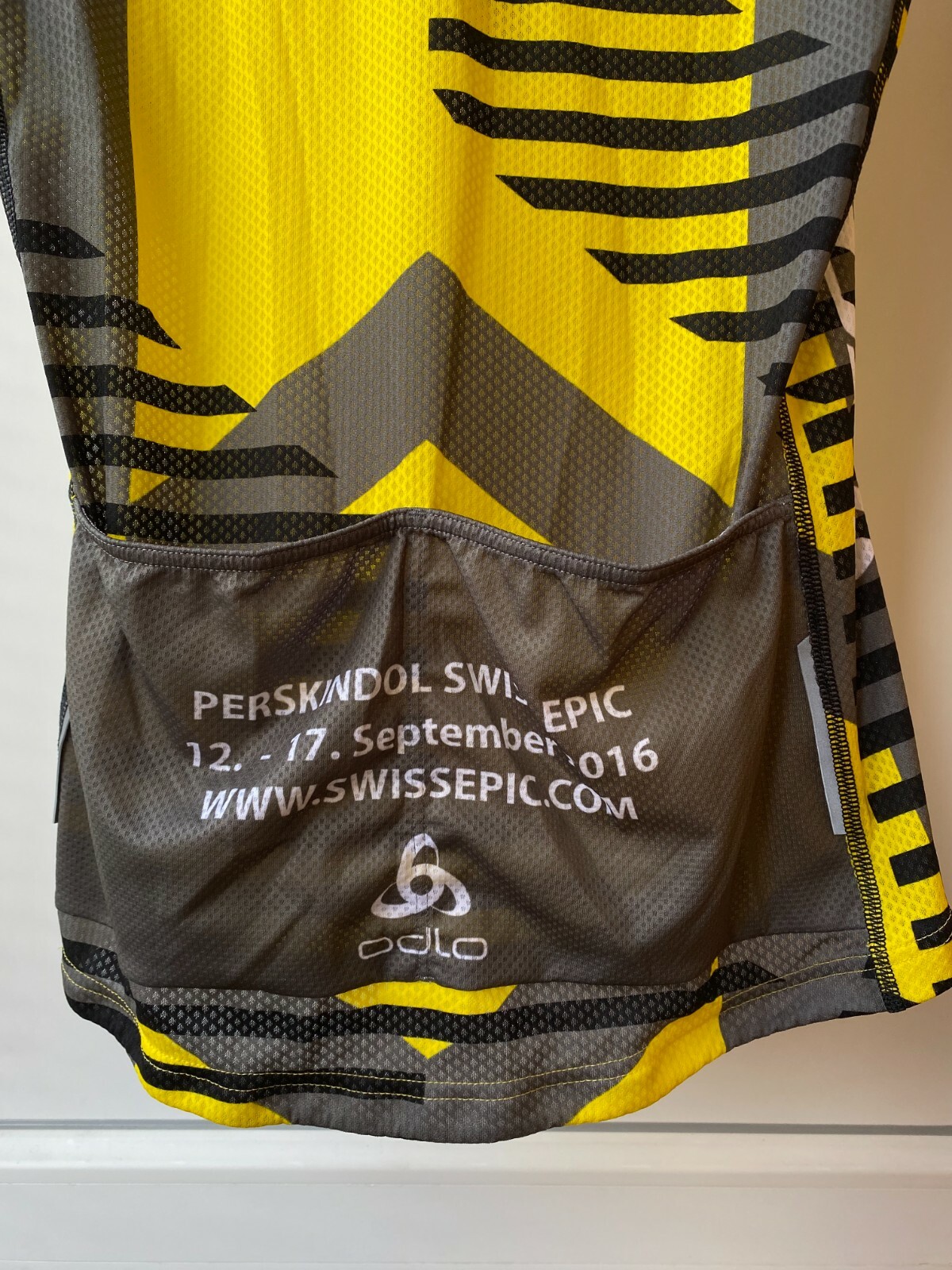 Odlo PERSKINDOL SWISS EPIC 2016 SCOTT Cycling Jersey Women’s Size S 1/2 Zip Top