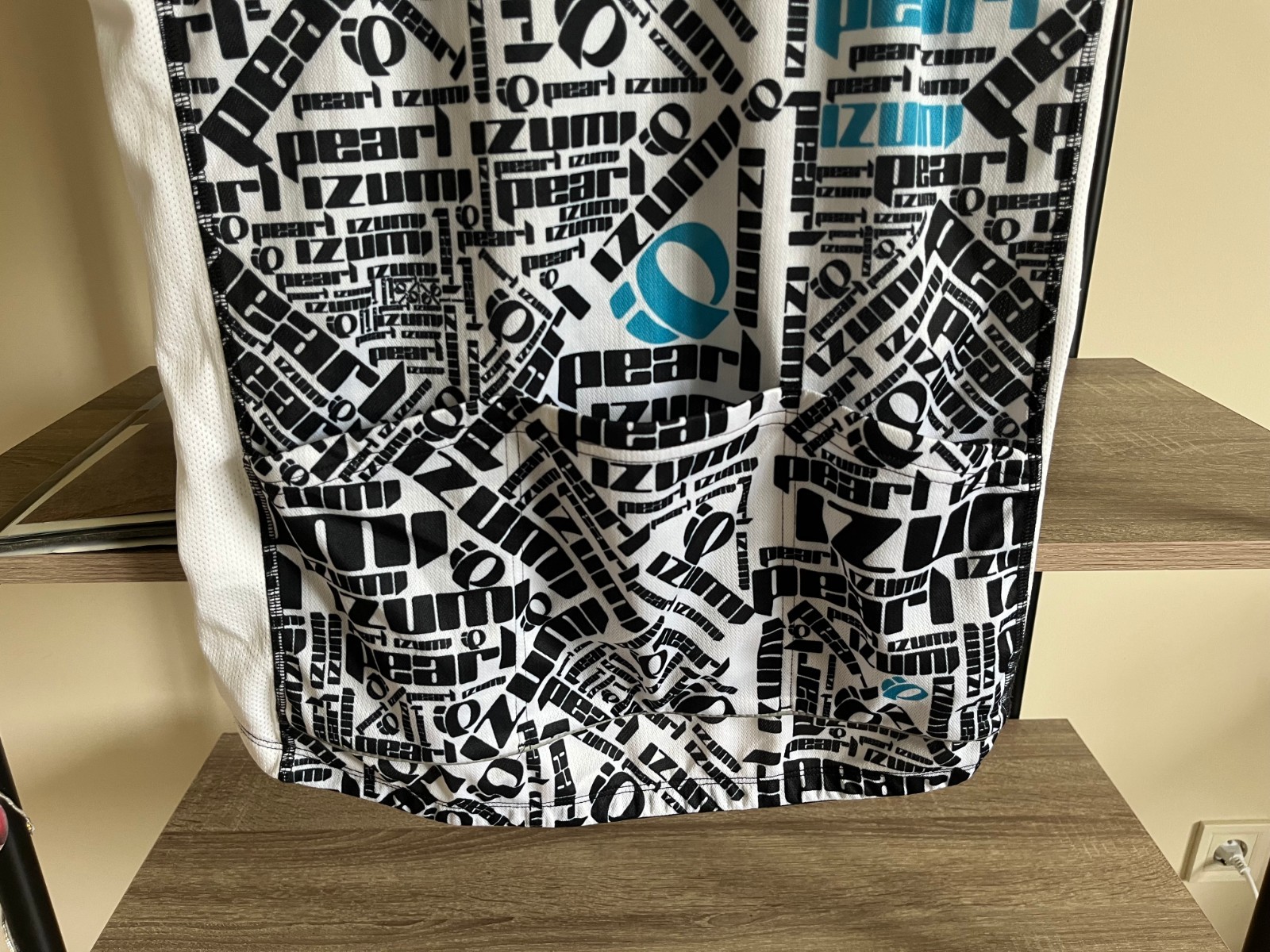 Pearl Izumi Cycling Shirt size M/L Jersey Cycle Camiseta Bike Racing