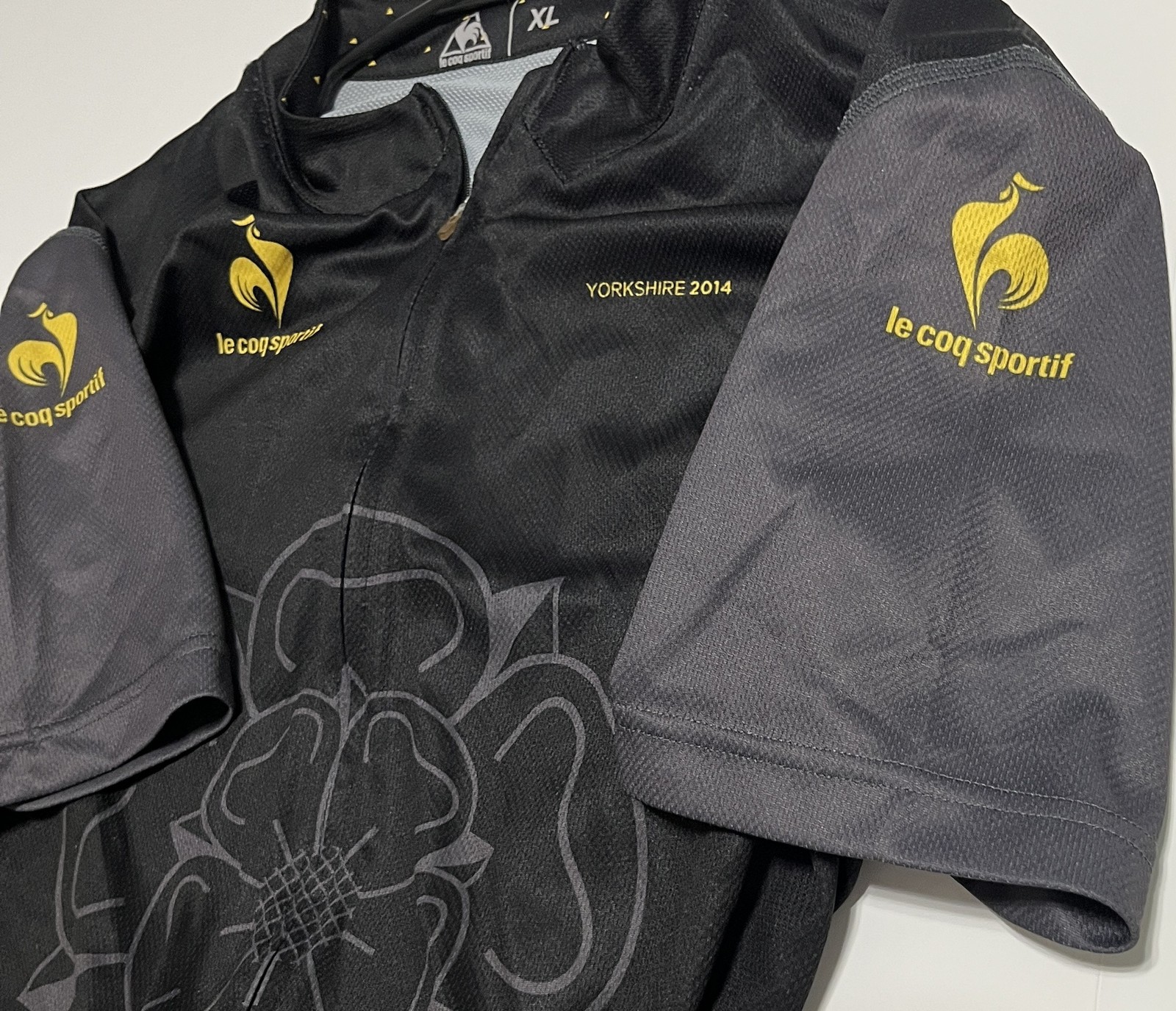 Le Coq Sportif Yorkshire 2014 Cycling Jersey Men’s XL Black Gray Short Sleeve
