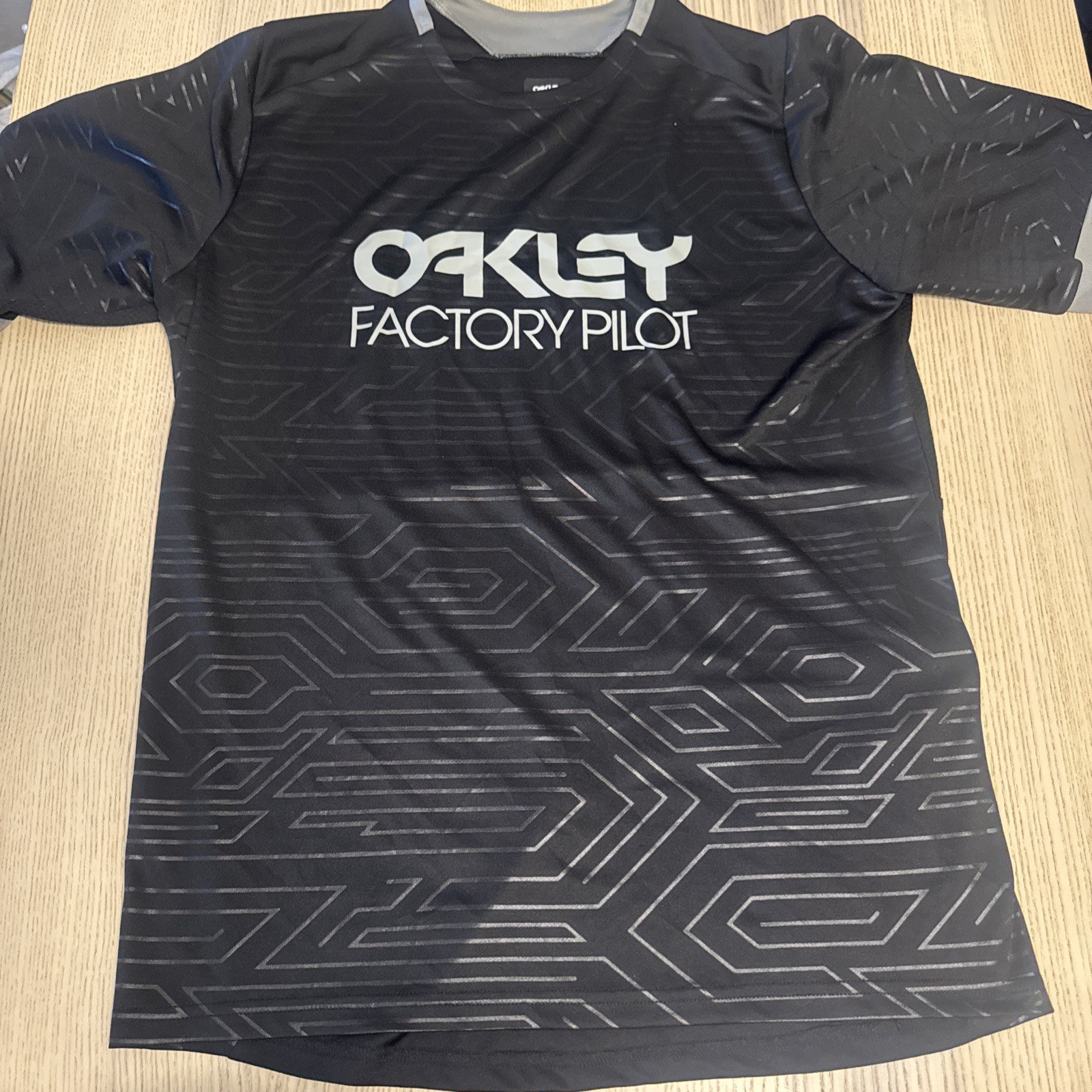 Oakley Pipeline Trail Factory Pilot Men’s Jersey Cycling Shirt Size Medium