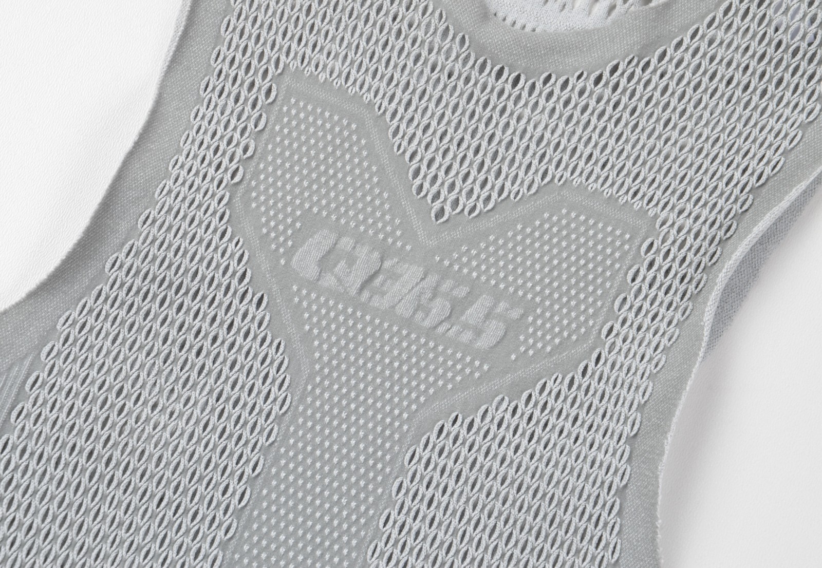 Q36.5 Mesh Sleeveless Women’s Gray Compression Cycling Base Layer Top S?
